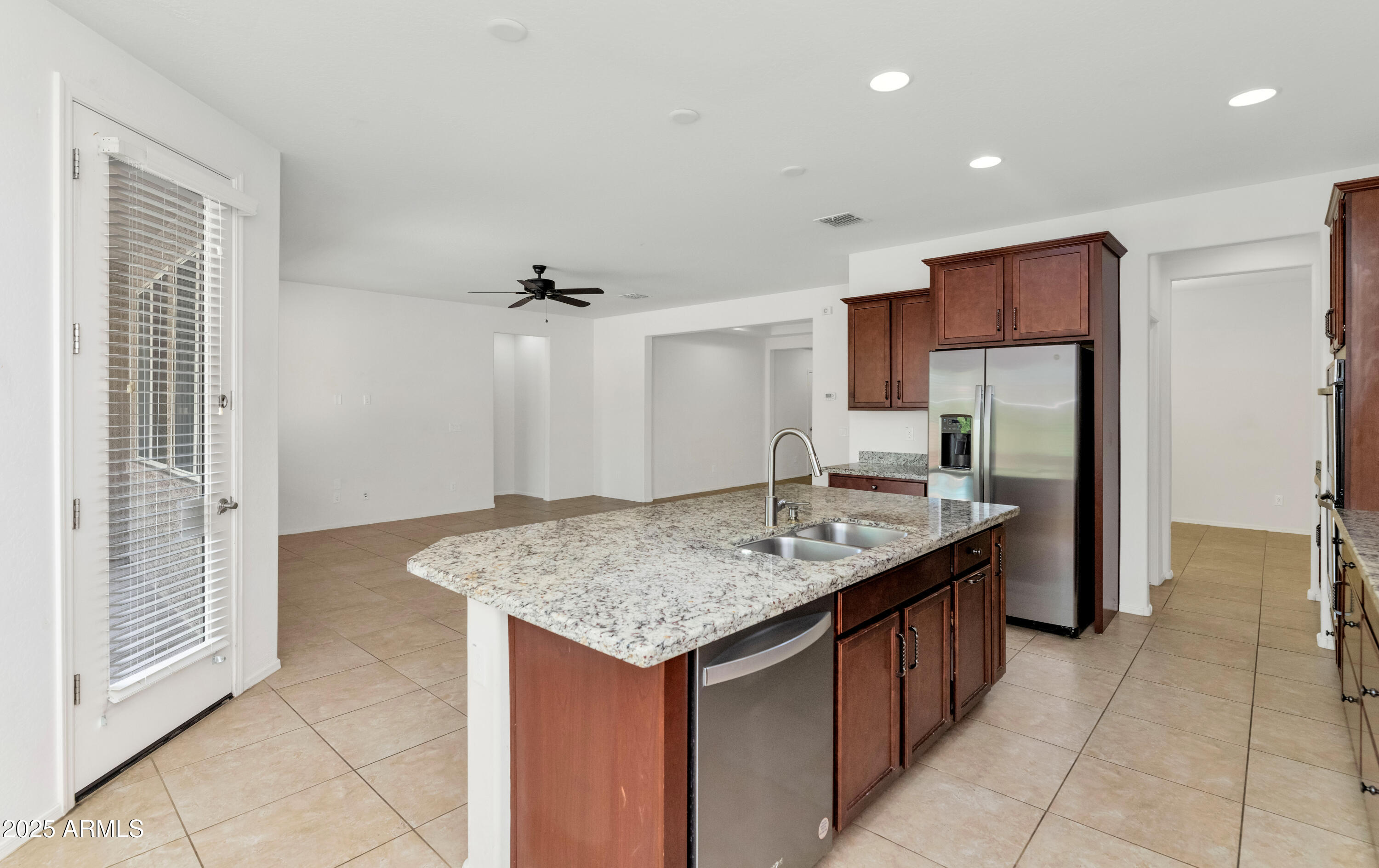 Photos of 2146 W Ian Dr Phoenix AZ 85041