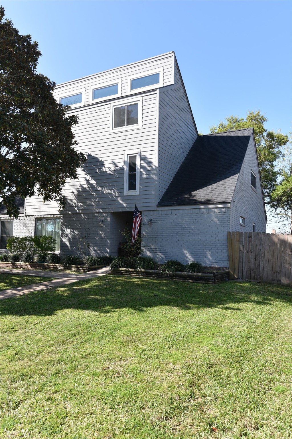 Photos of 2214 S Belmont Dr Richmond TX 77469