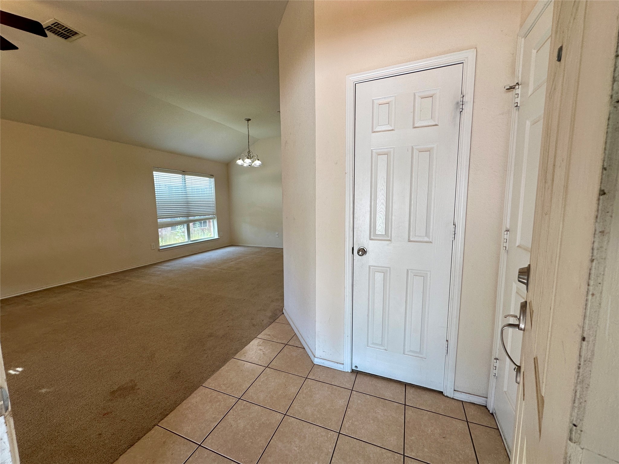 Photos of 4821 Topaz Ln Granbury TX 76049