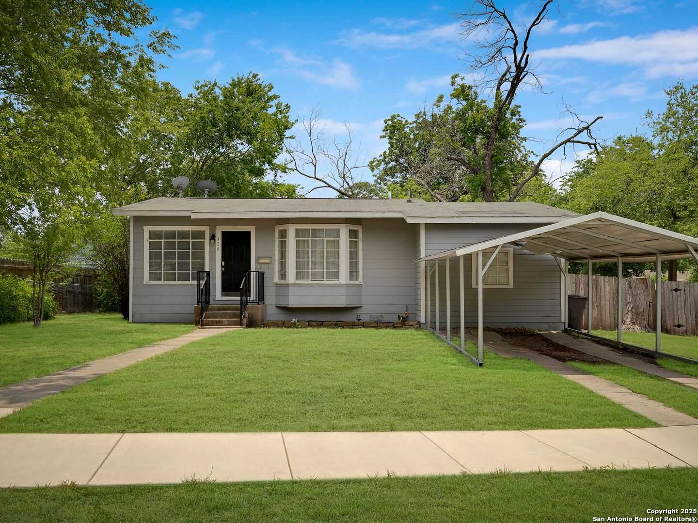 Photos of 126 Arnold San Antonio TX 78213