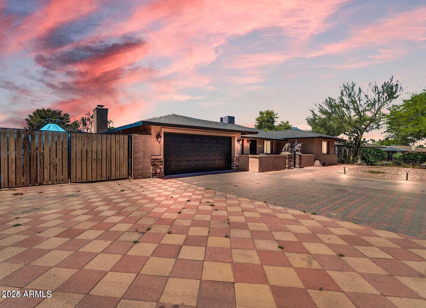 Photos of 10602 N 35th St Phoenix AZ 85028