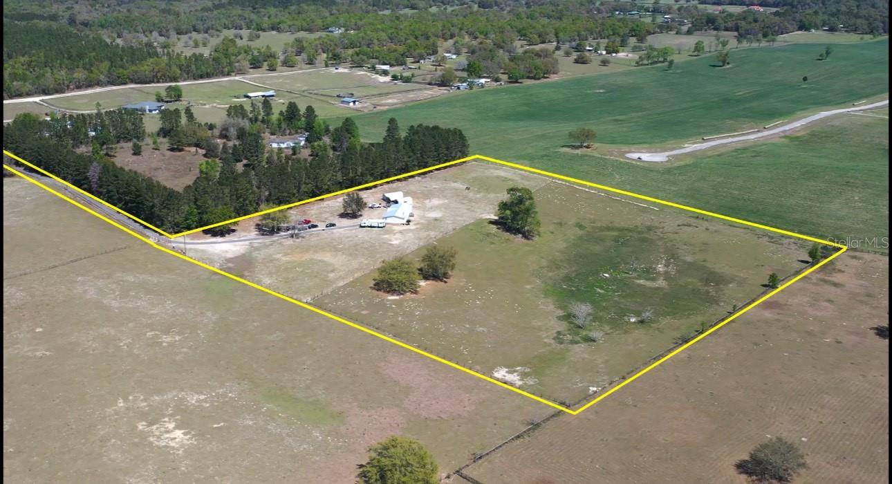 Photos of 2061 NW 165th Court Rd Dunnellon FL 34432
