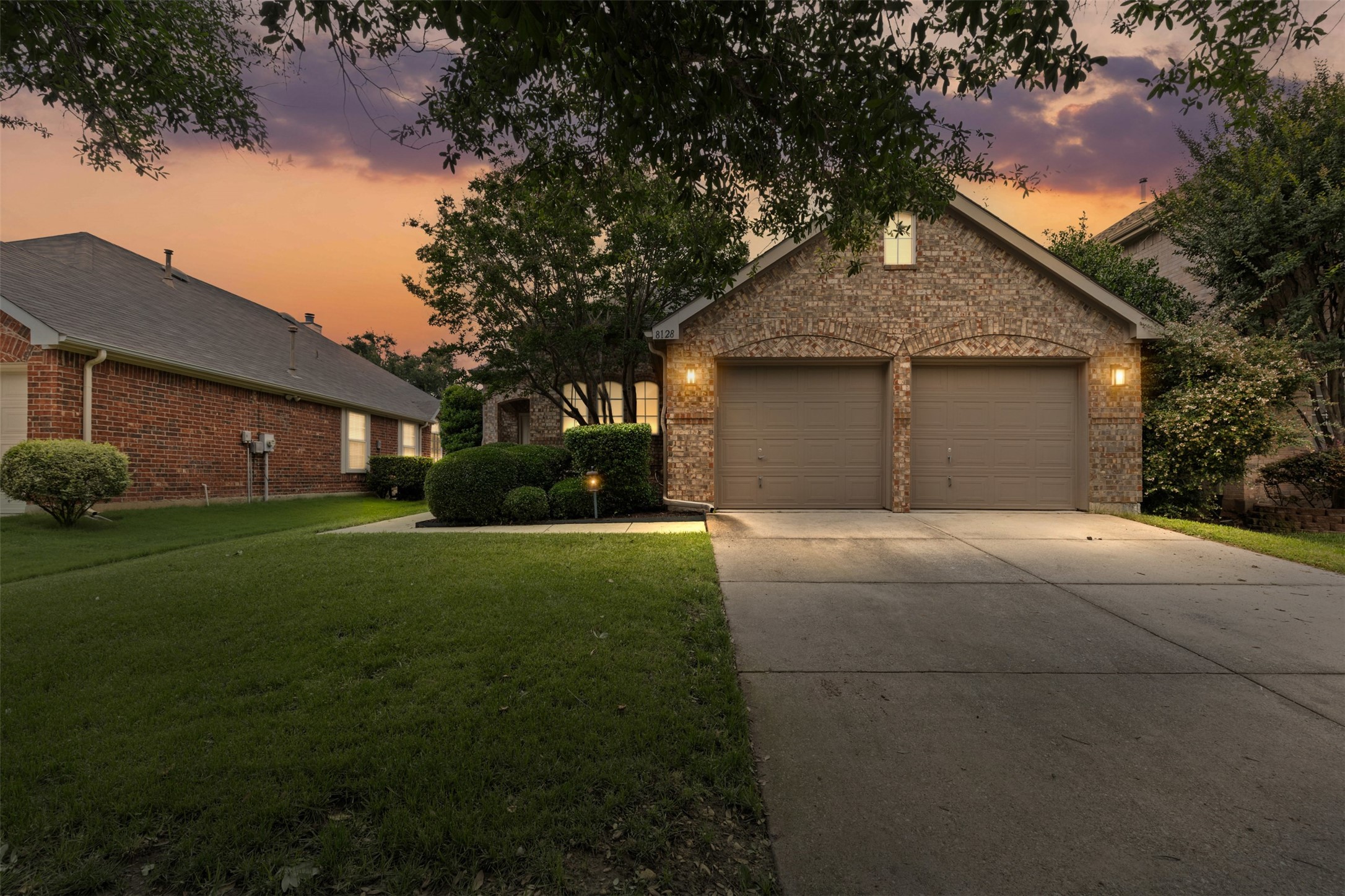 Photos of 8128 Hosta Way Fort Worth TX 76123