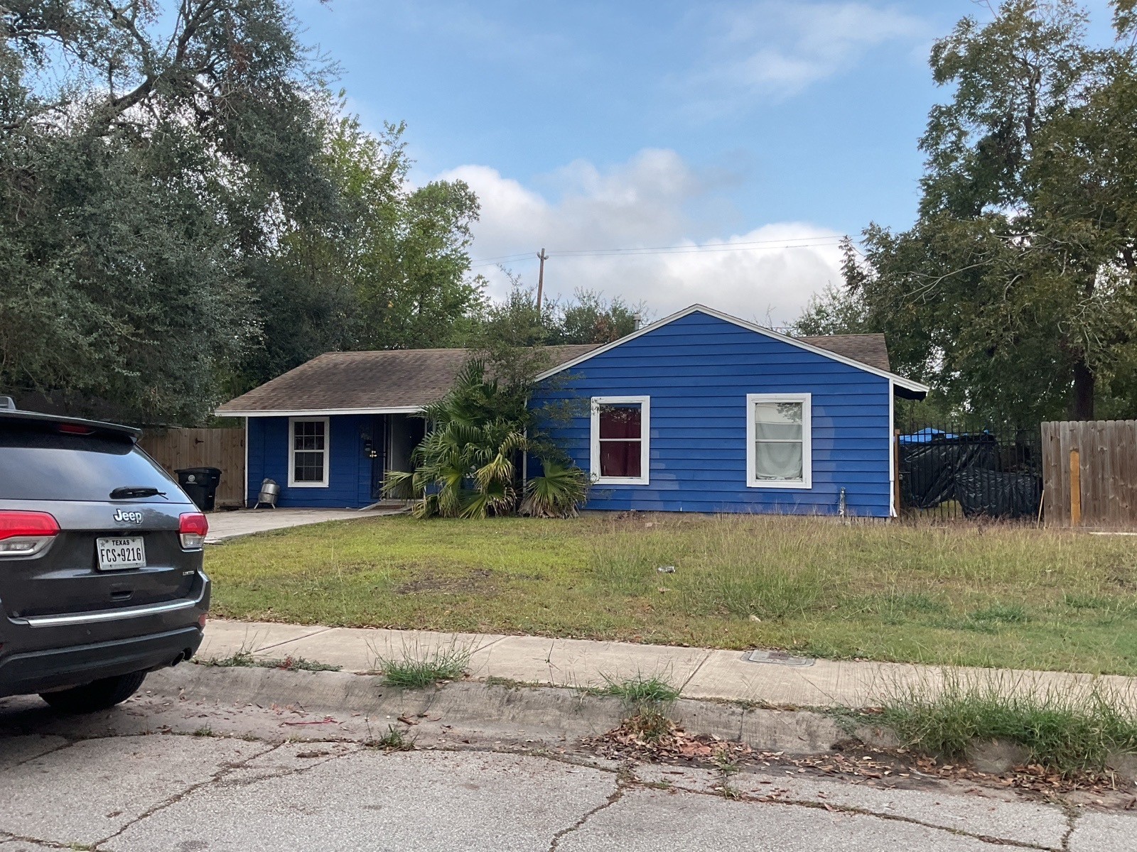 Photos of 5839 Pershing St Houston TX 77033