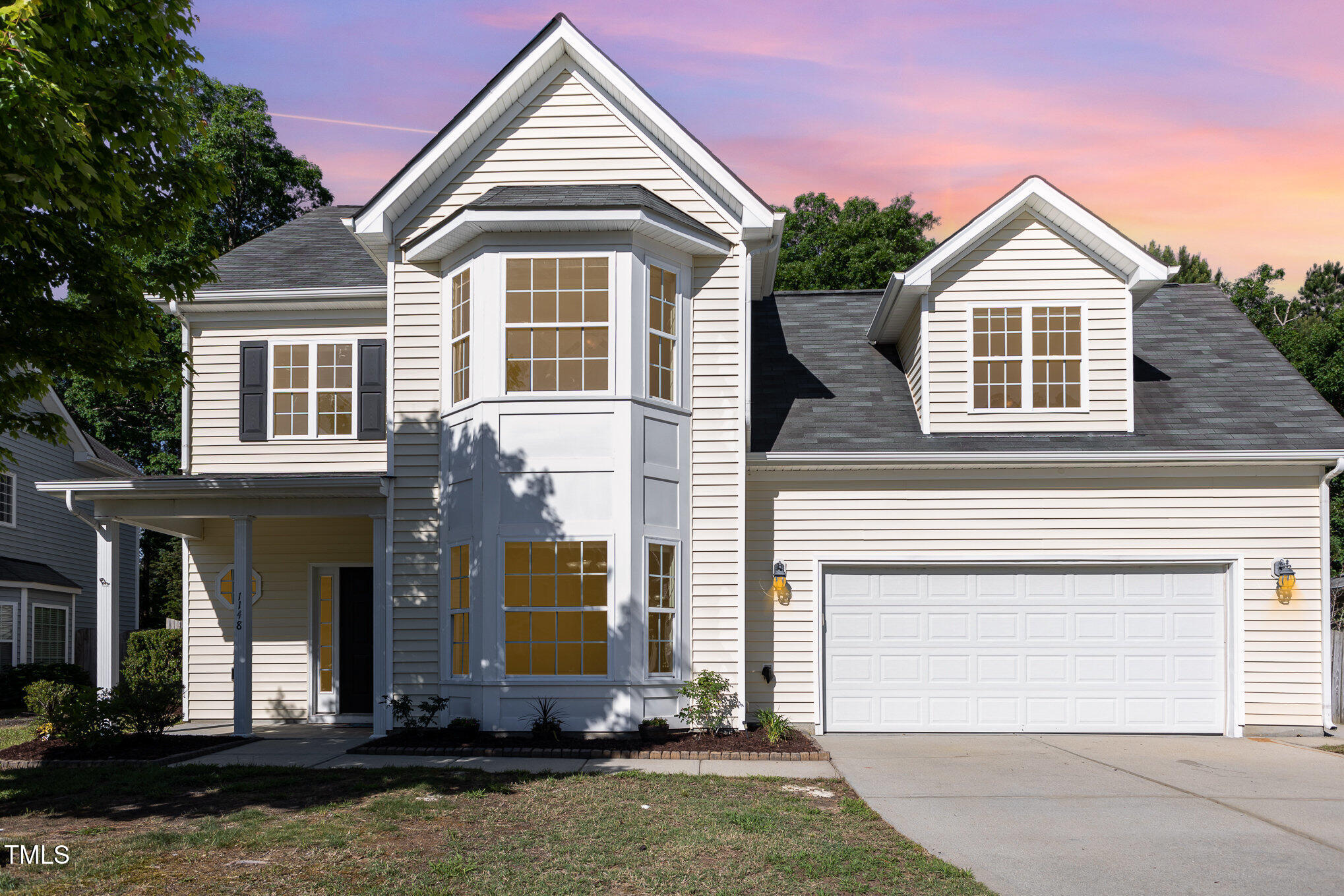 Photos of 1148 Dexter Ridge Dr Holly Springs NC 27540