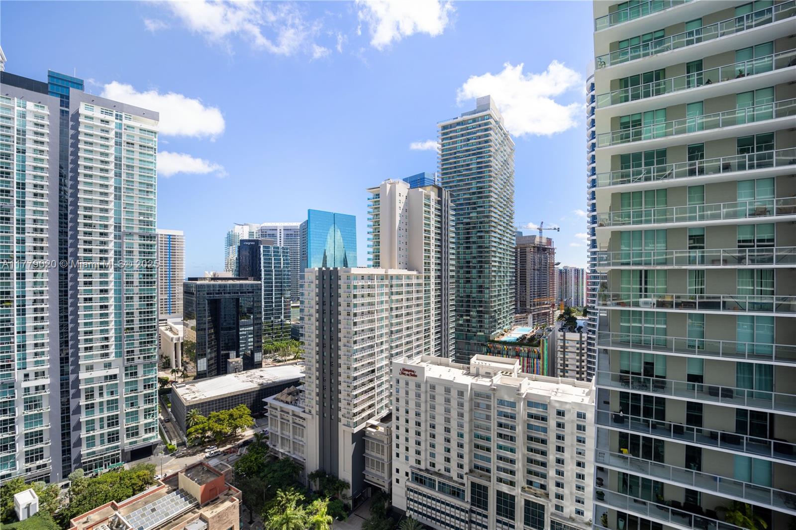 Photos of 1111 SW 1st Ave Apt 2716N Miami FL 33130