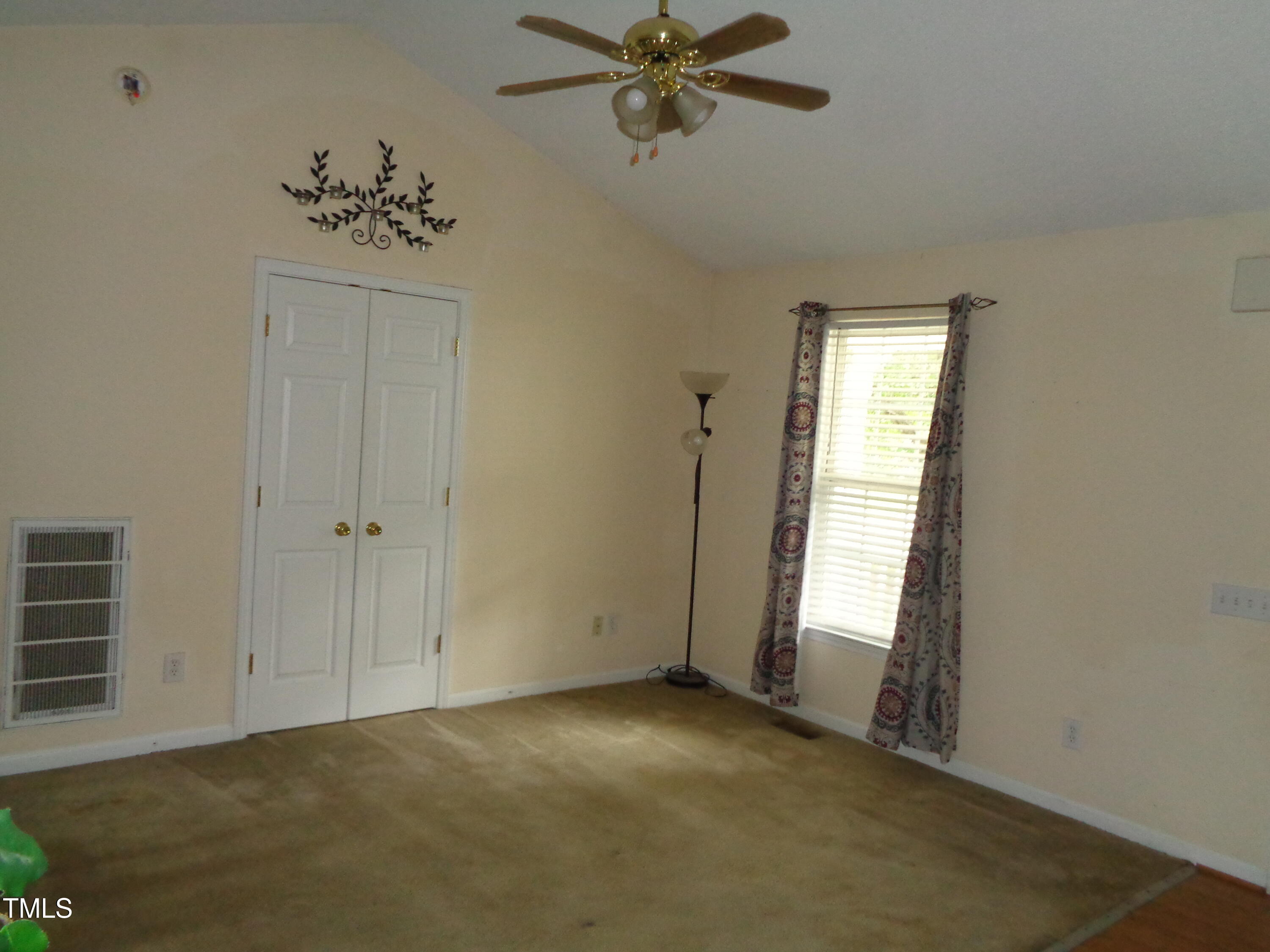 Photos of 221 Hickory Glen Ln Durham NC 27703