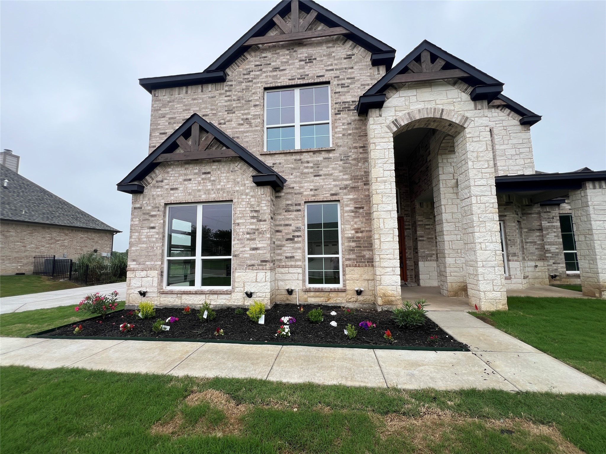 Photos of 2900 Terrytown Dr Ennis TX 75119