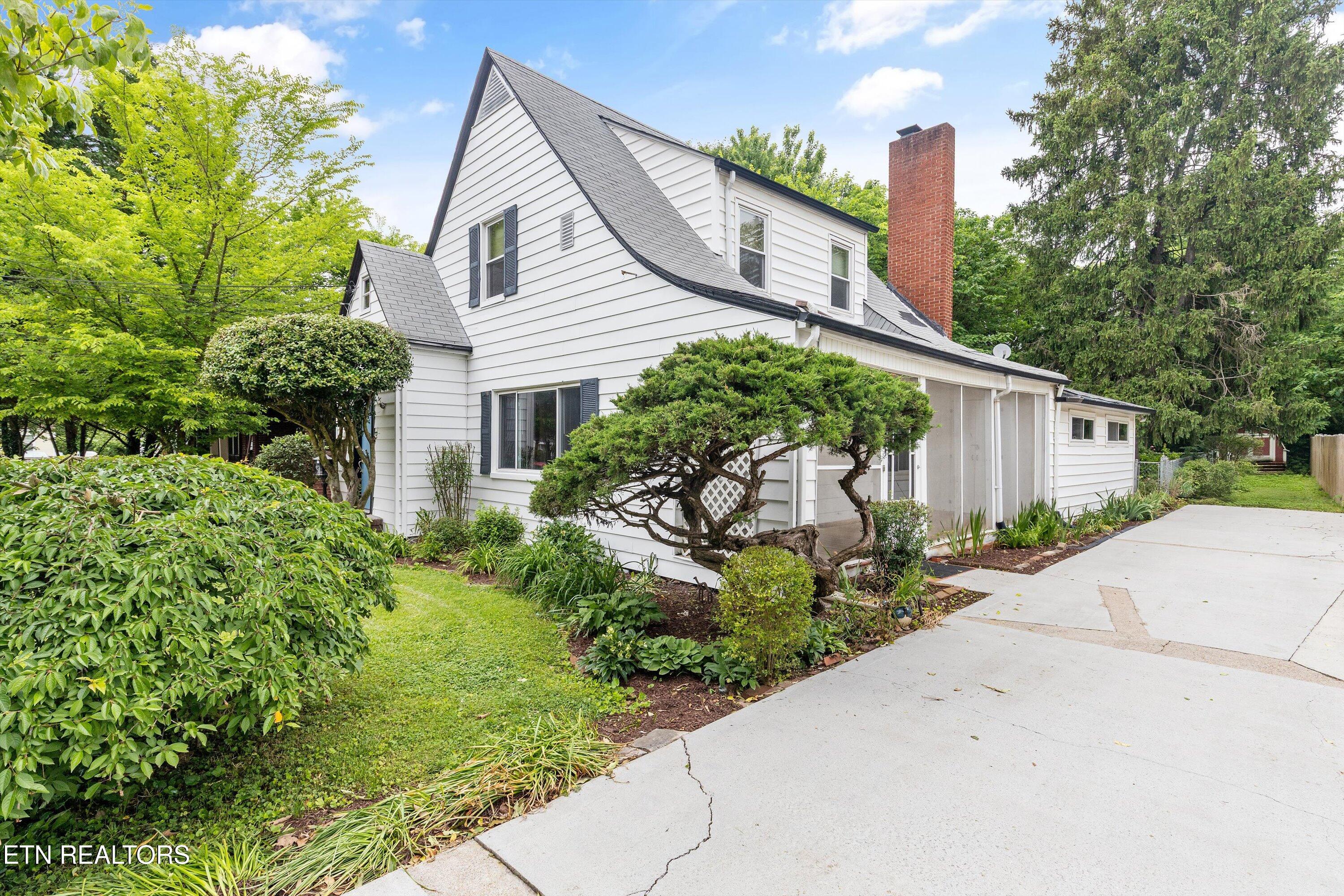 Photos of 3114 Fairview St Knoxville TN 37917