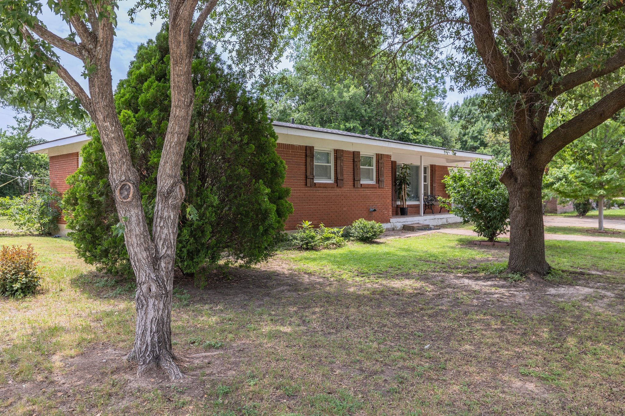 Photos of 6720 Davidson St Richland Hills TX 76118