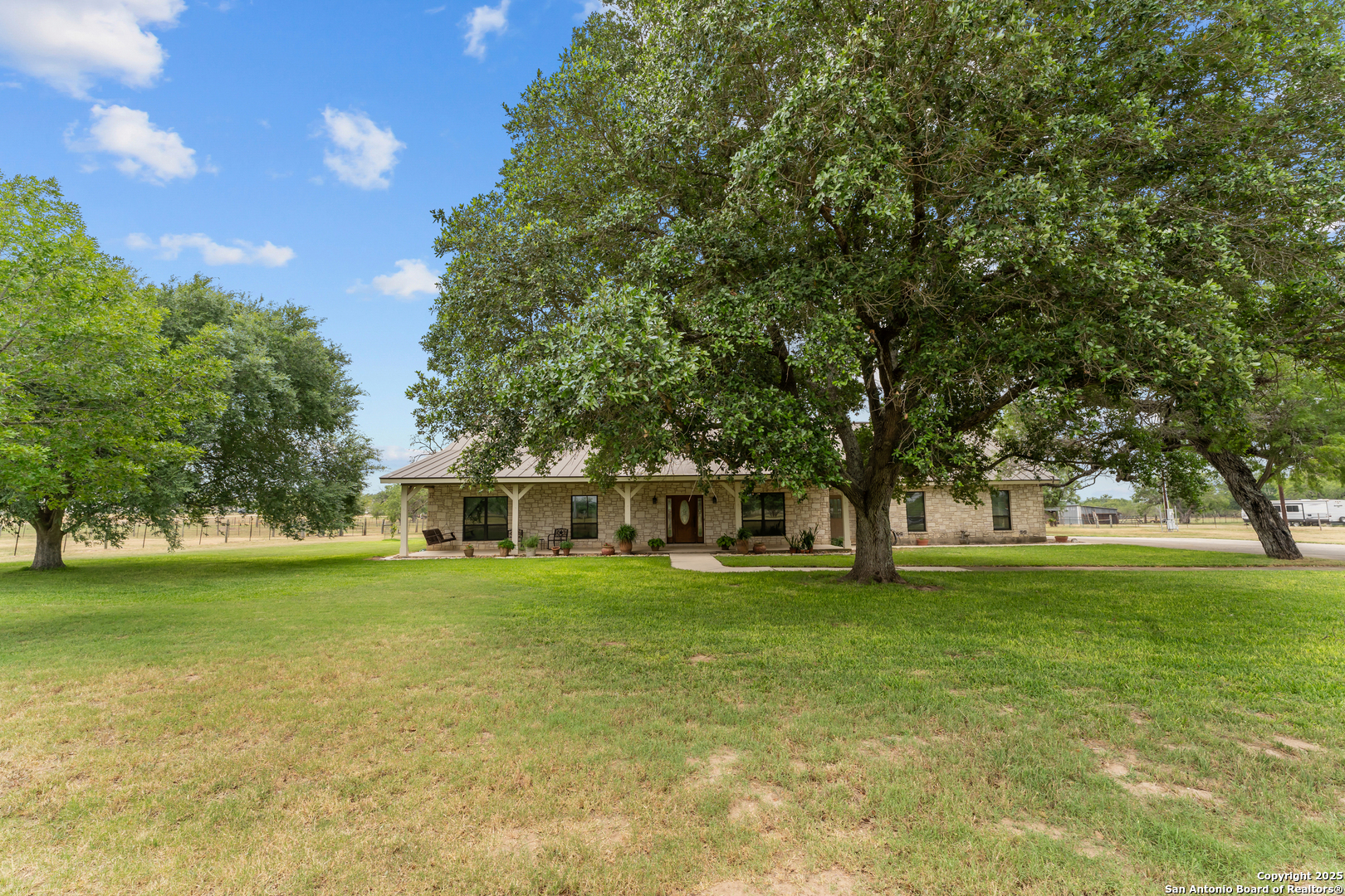 Photos of 4997 Pittman Rd Adkins TX 78101