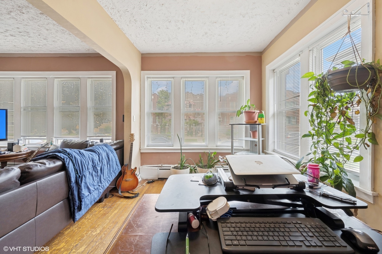 Photos of 8212 S Bishop St Chicago IL 60620