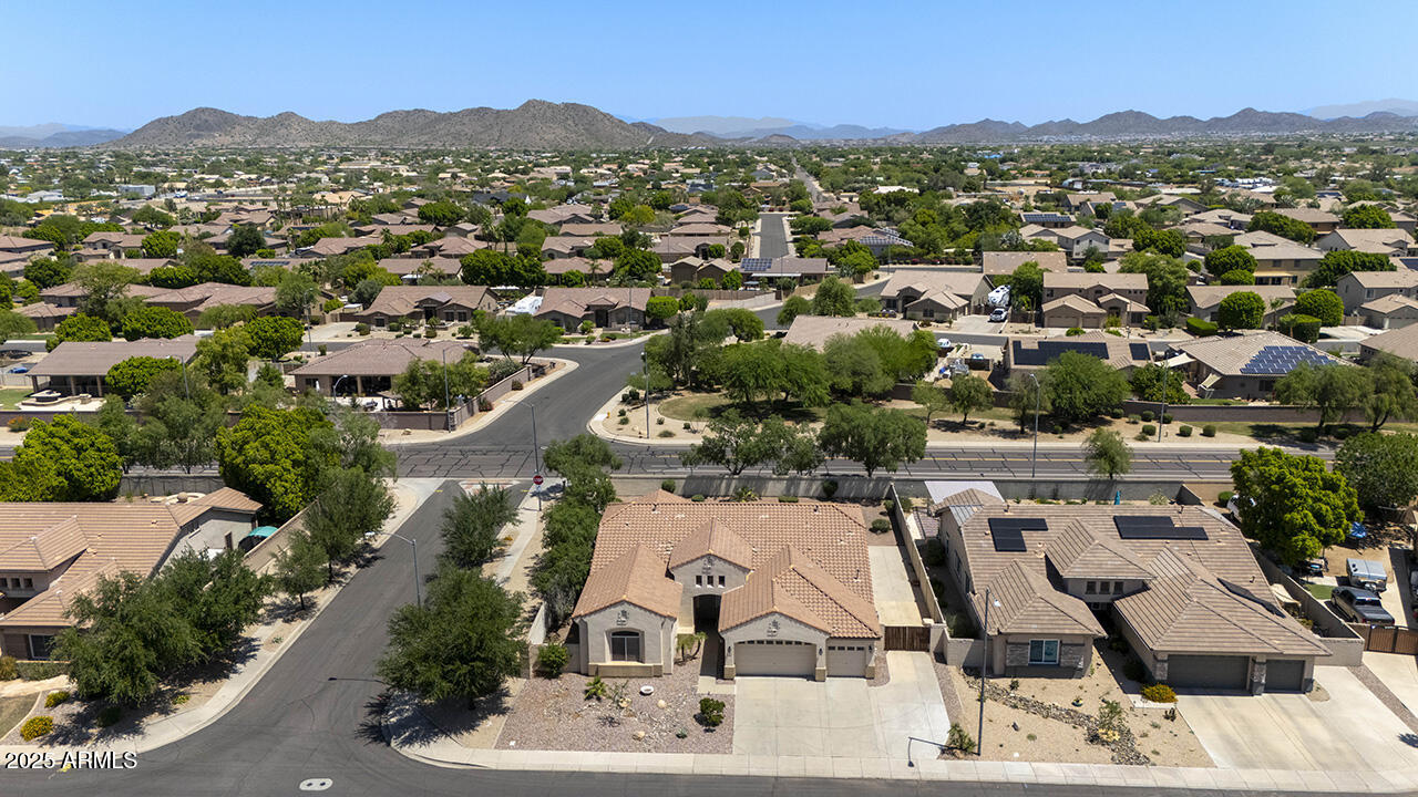 Photos of 8068 W Carlota Ln Peoria AZ 85383