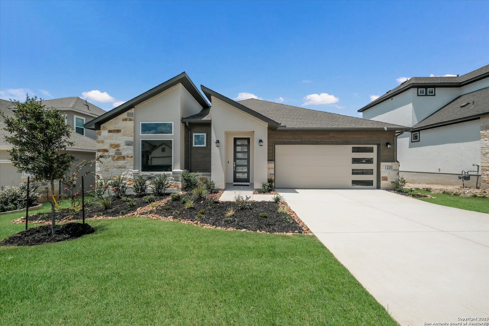 Photos of 408 VAMANOS Boerne TX 78006