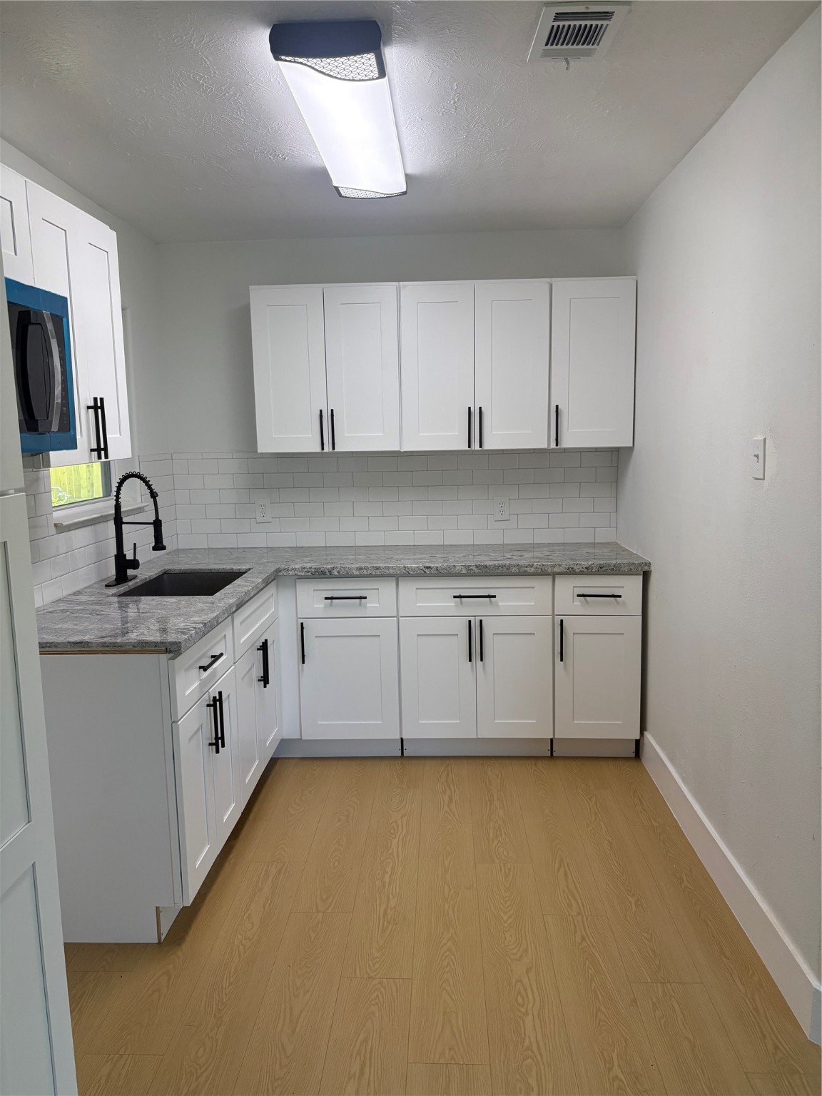 Photos of 5301 Burma Rd Houston TX 77033