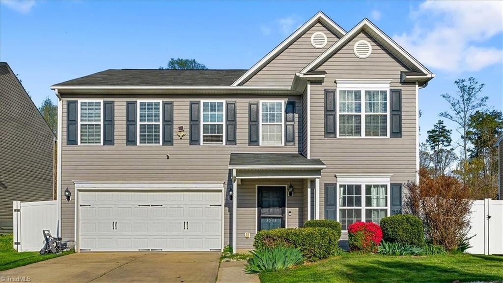 Photos of 3504 Whitworth Dr Greensboro NC 27405