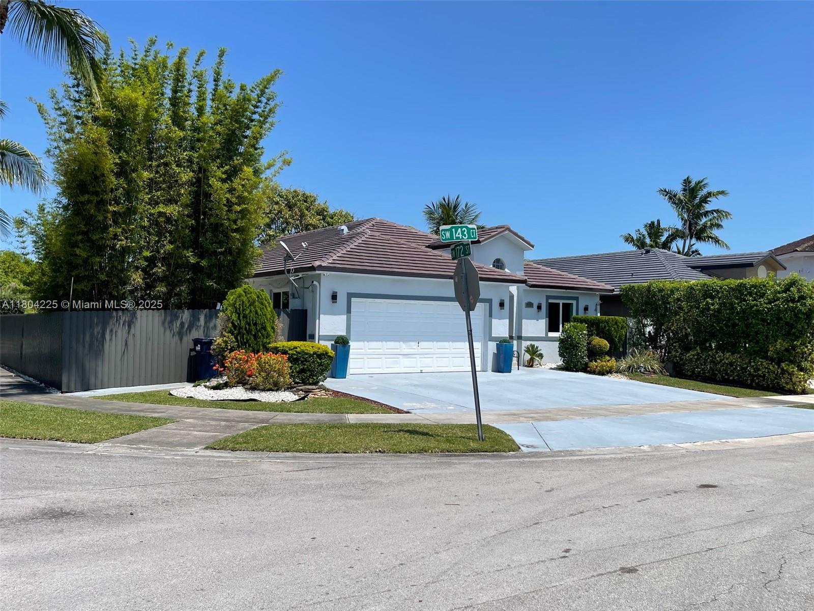 Photos of 17201 SW 143rd Ct Miami FL 33177