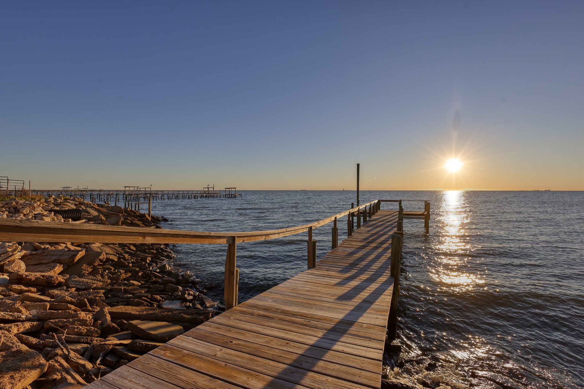 Photos of 415 Avenue I San Leon TX 77539