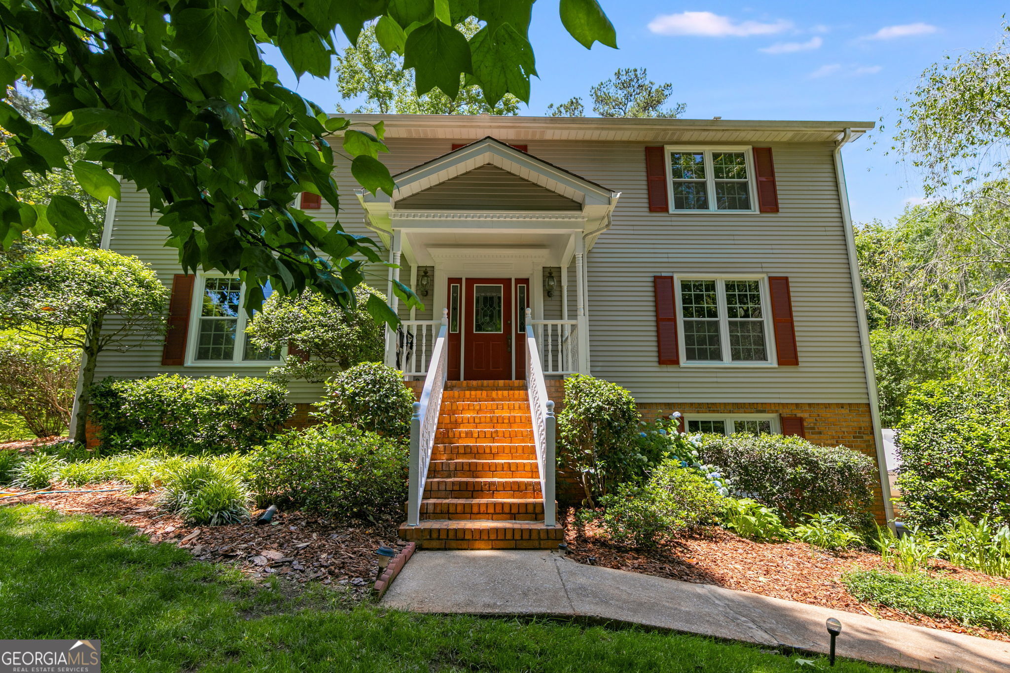 Photos of 9041 Par Dr Douglasville GA 30134
