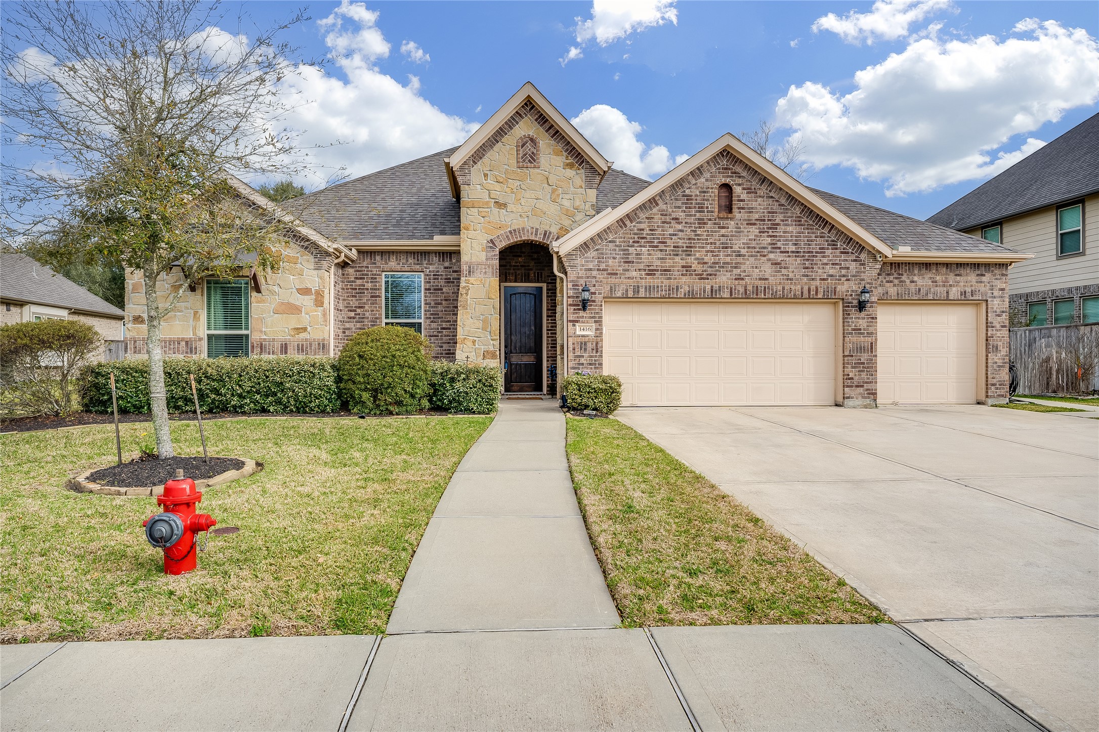 Photos of 1416 Bowen Dr League City TX 77573
