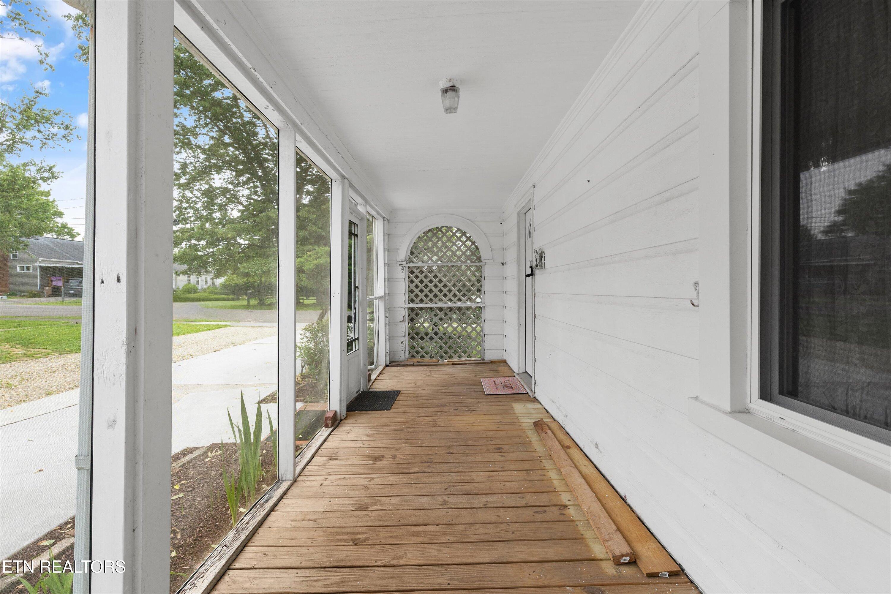 Photos of 3114 Fairview St Knoxville TN 37917