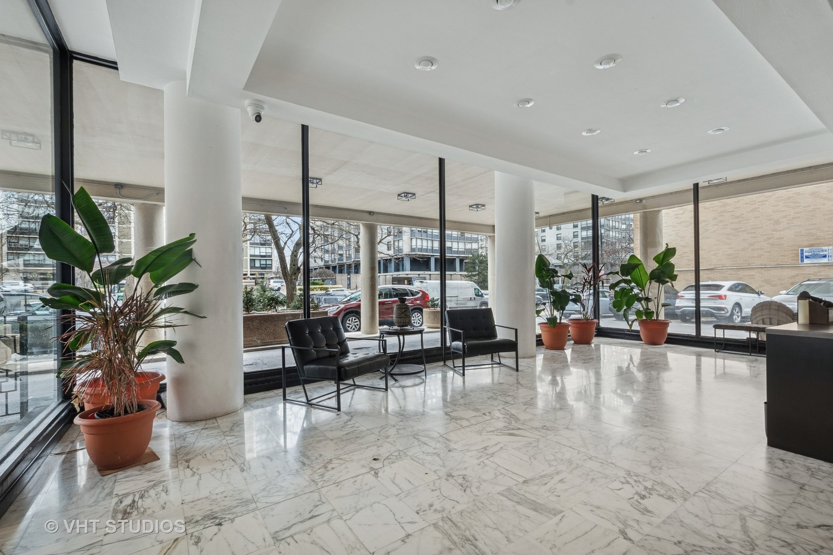 Photos of 5740 N Sheridan Rd Unit 18D Chicago IL 60660