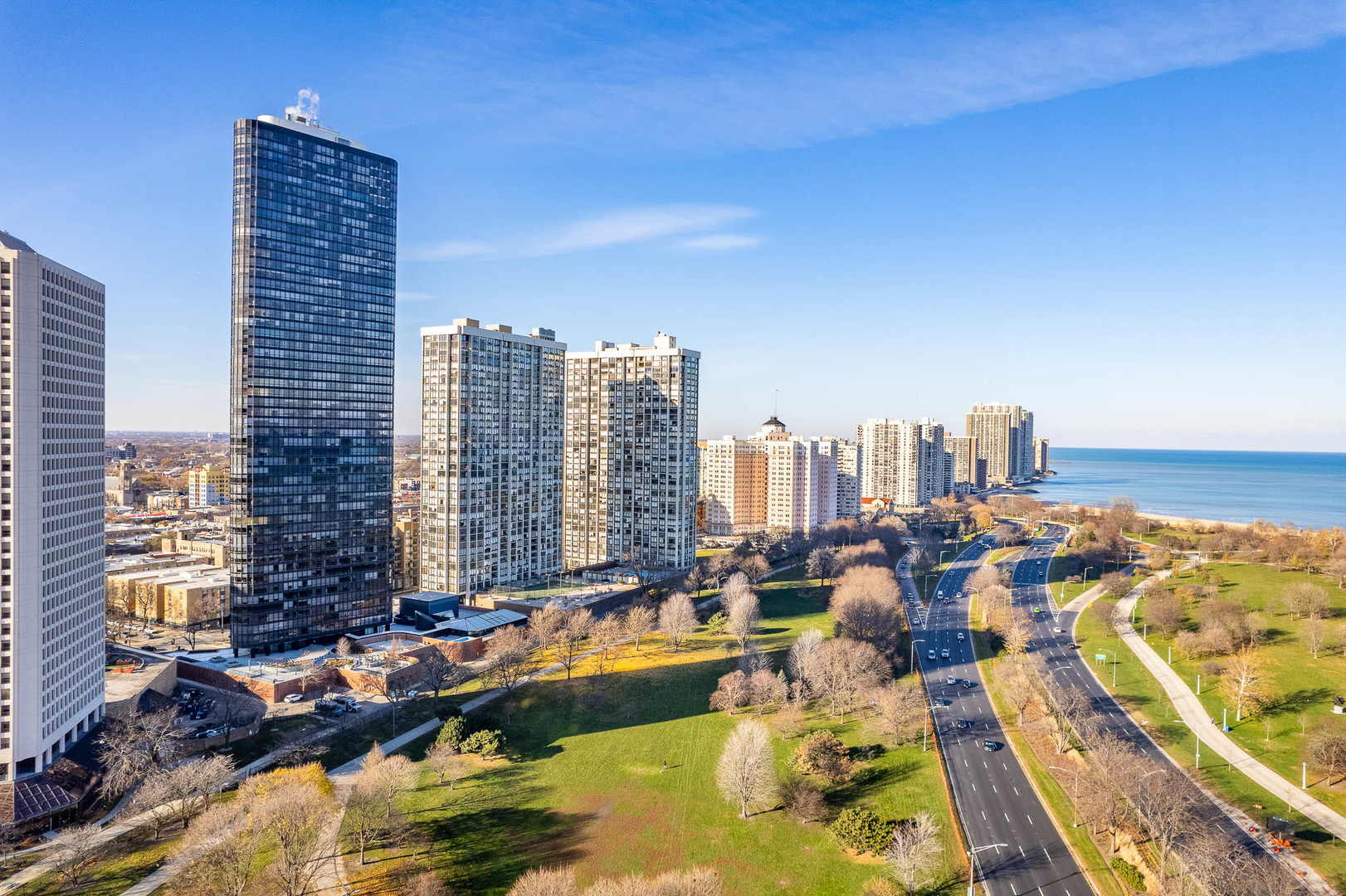 Photos of 5415 N Sheridan Rd Apt 2203 Chicago IL 60640