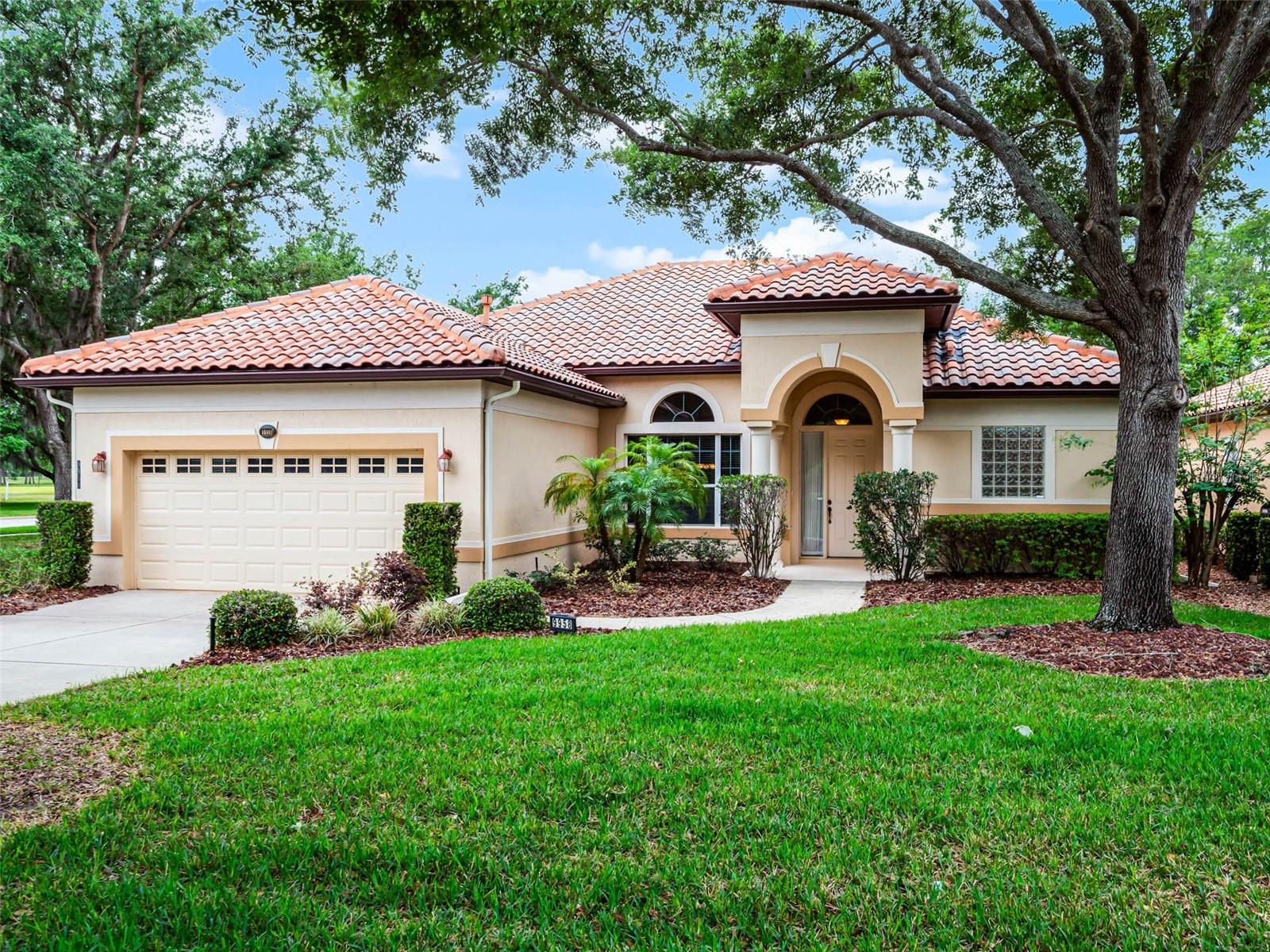 Photos of 9958 Santa Barbara Ct Howey In The Hills FL 34737