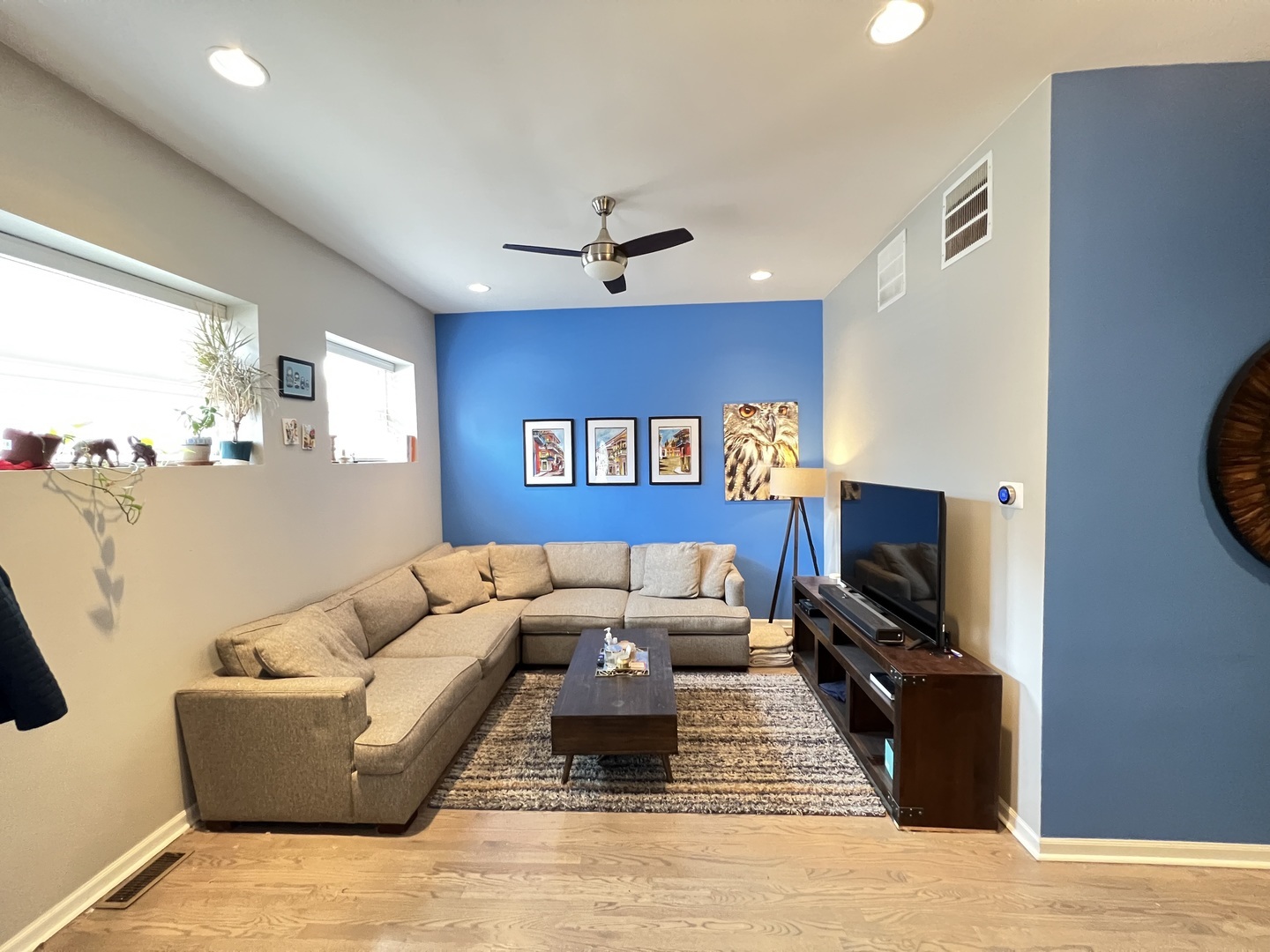 Photos of 3100 W Diversey Ave Apt 1S Chicago IL 60647