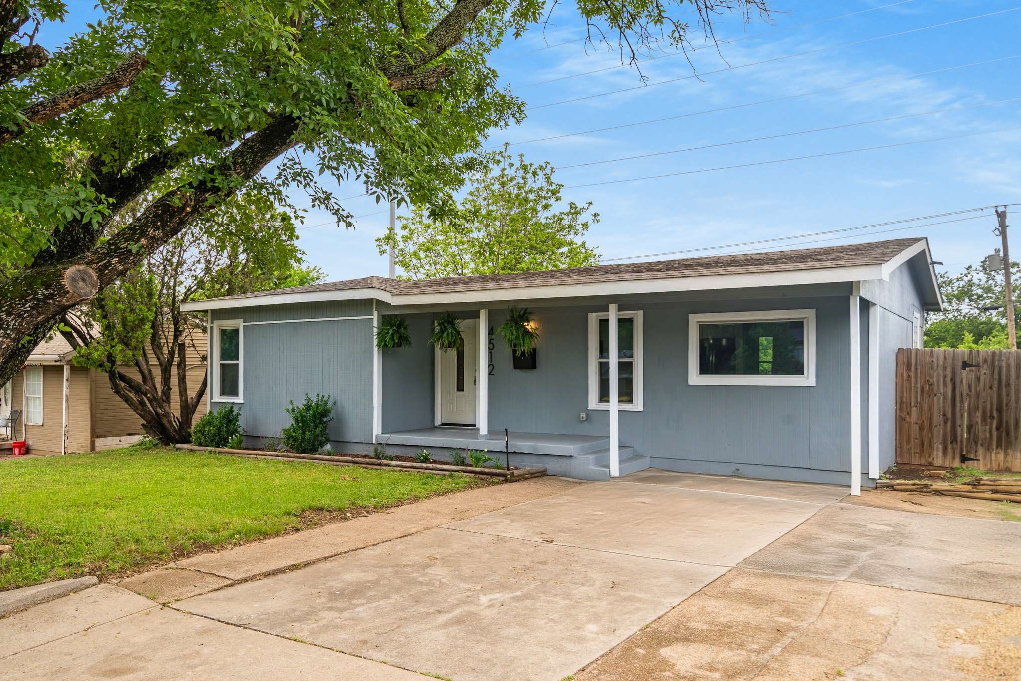 Photos of 4512 Wabash Ave Fort Worth TX 76133