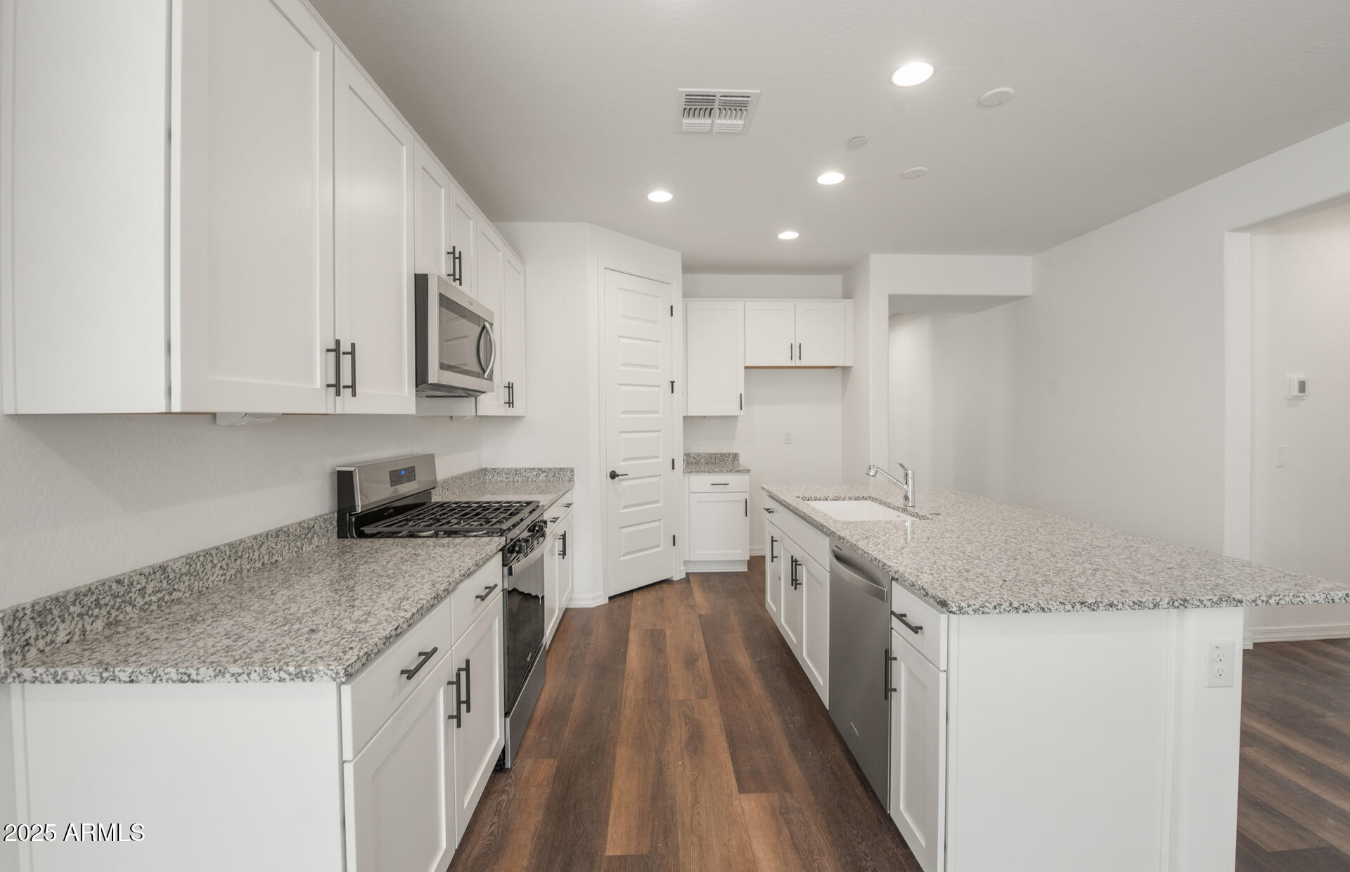Photos of 32076 N 136th Ave Peoria AZ 85383