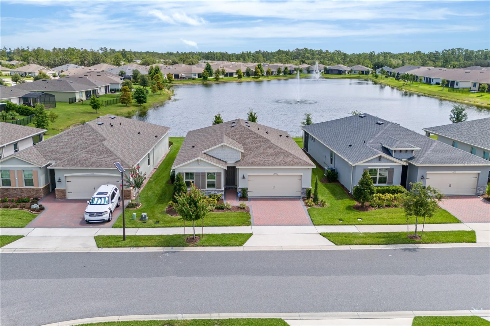 Photos of 17795 Blazing Star Cir Clermont FL 34714
