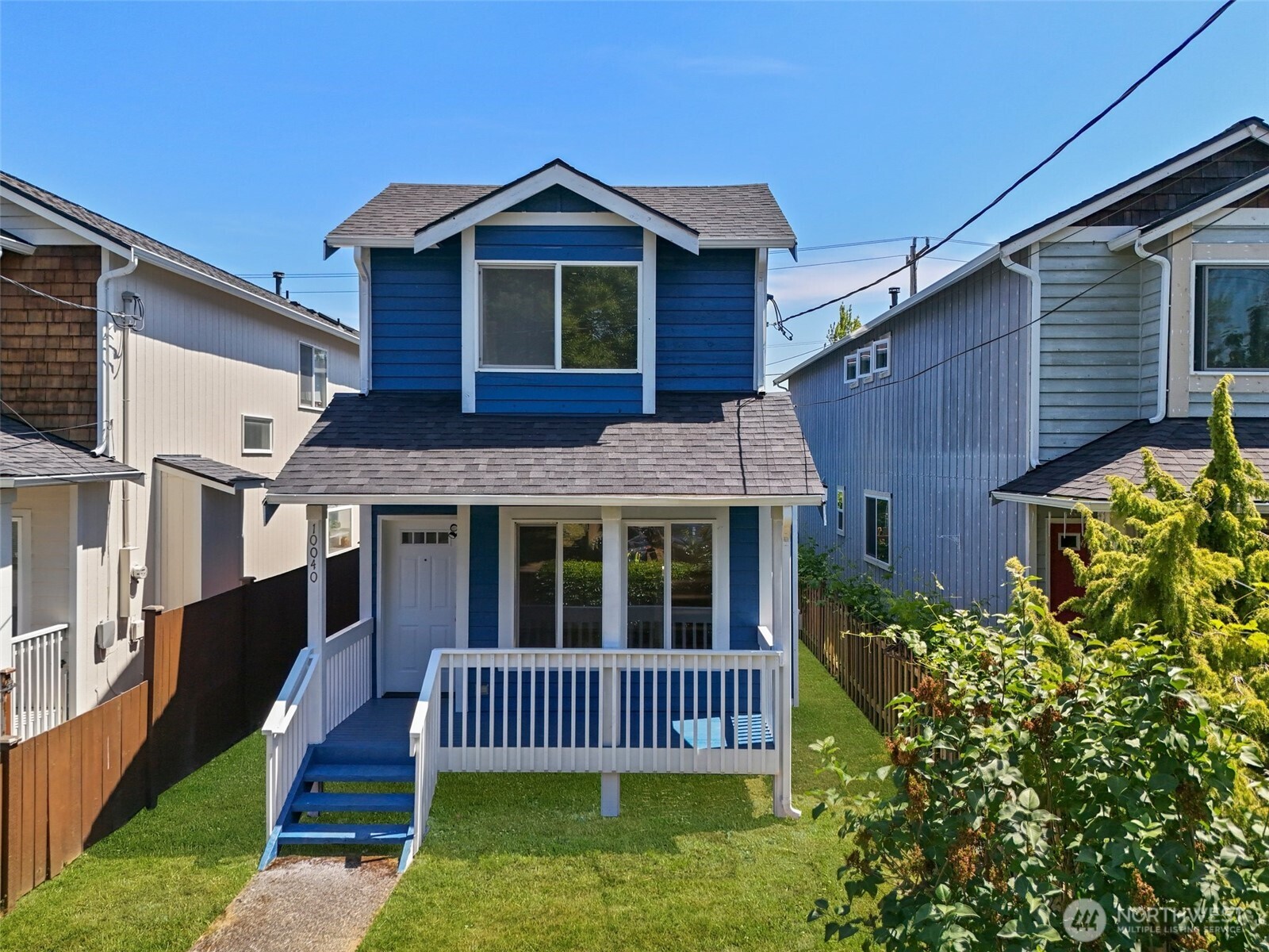 Photos of 10040 19th Ave SW Seattle WA 98146