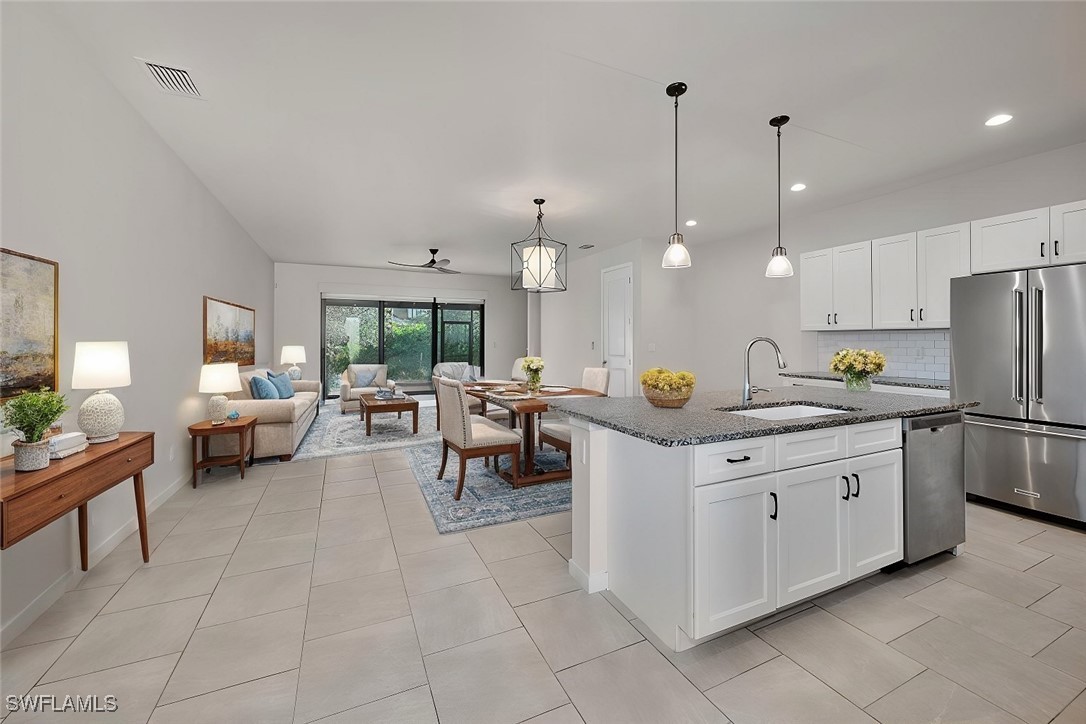 Photos of 13010 Pembroke Dr Naples FL 34105