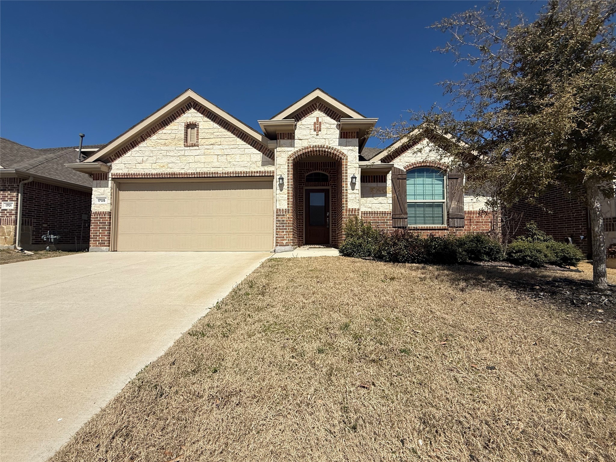 Photos of 1705 Victoria Dr Saginaw TX 76131