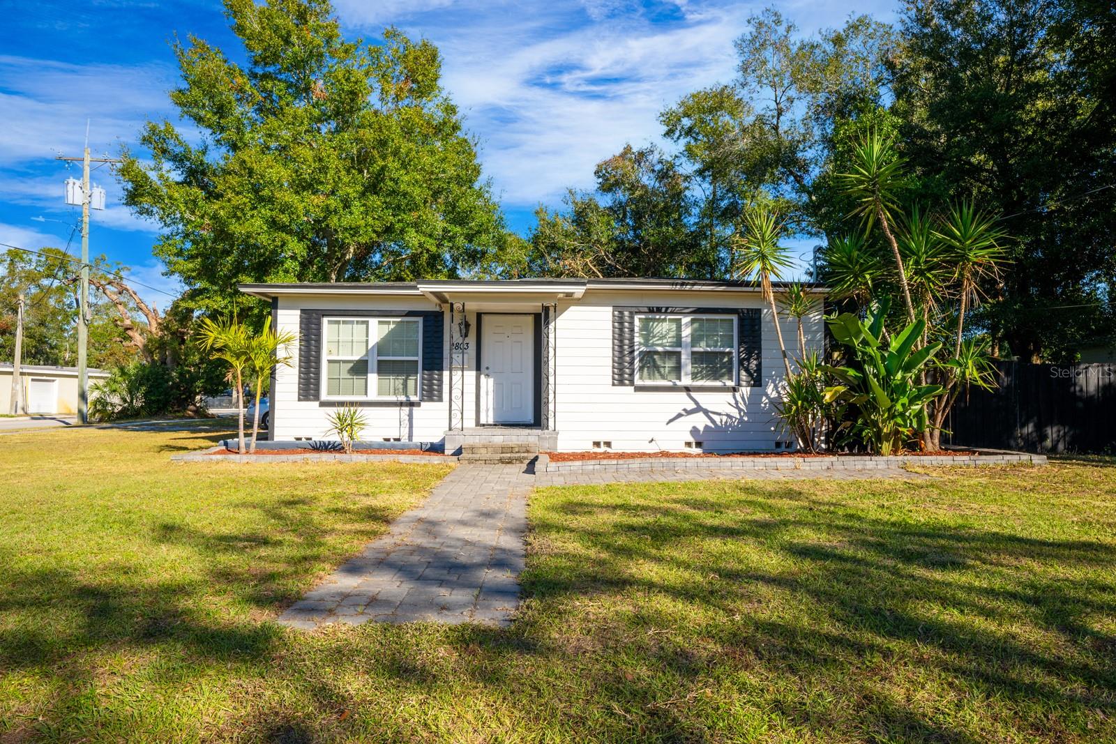 Photos of 2803 E Pine St Orlando FL 32803