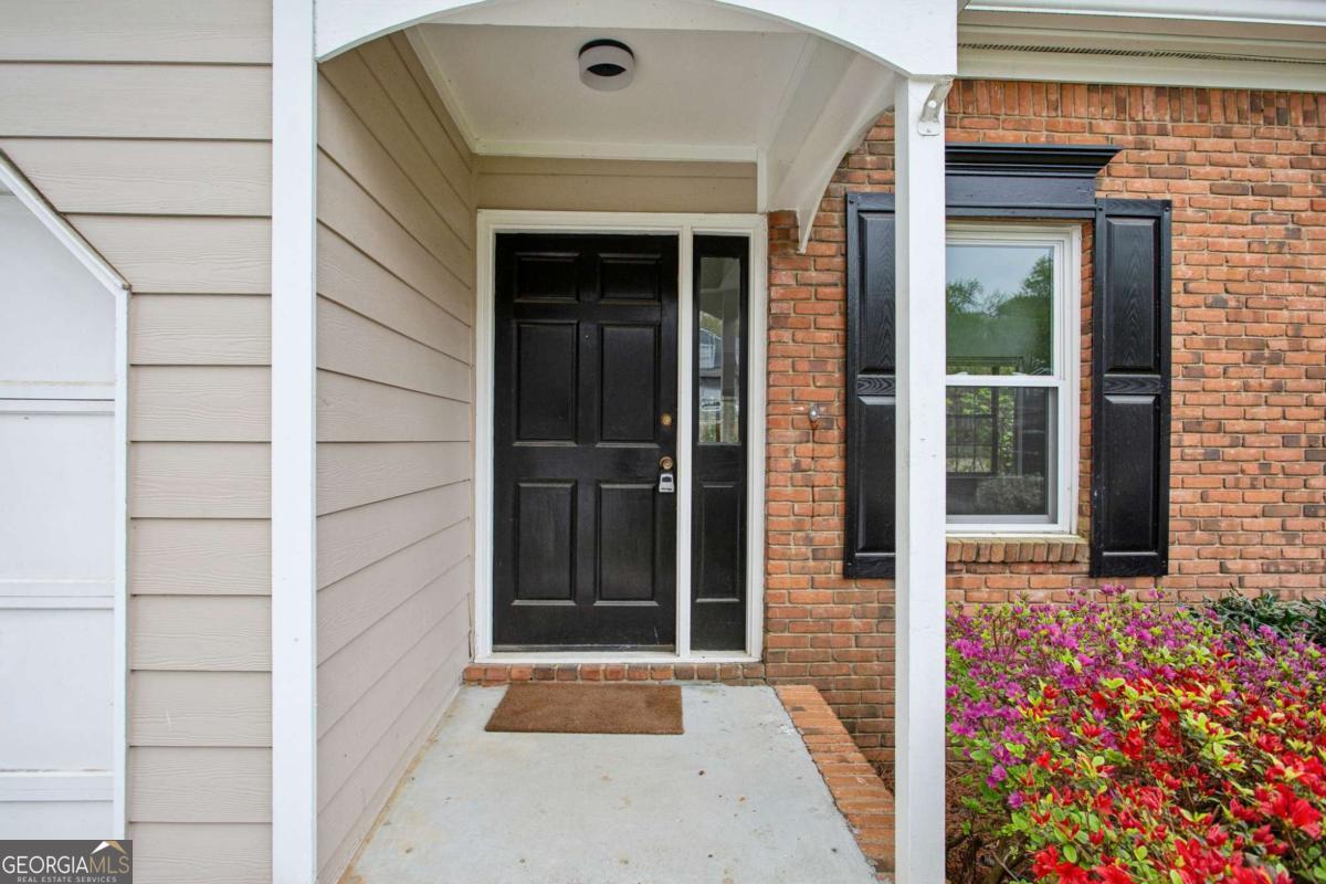 Photos of 2814 Cobb Place Manor Ct Marietta GA 30066