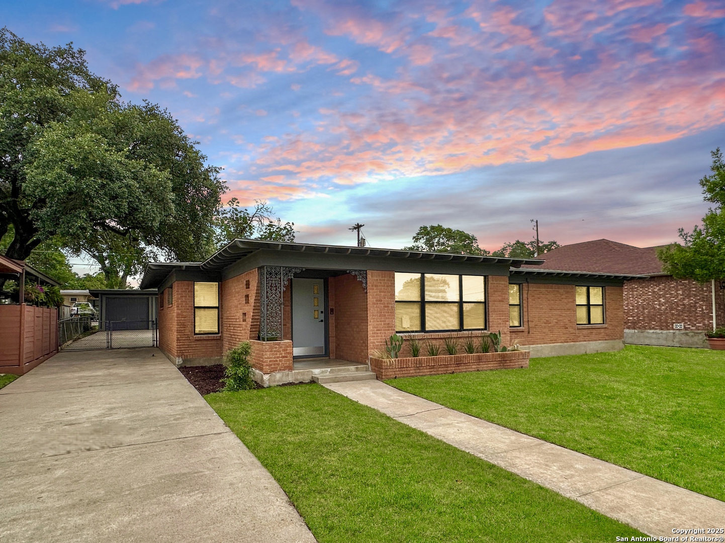 Photos of 543 Cosgrove St San Antonio TX 78210