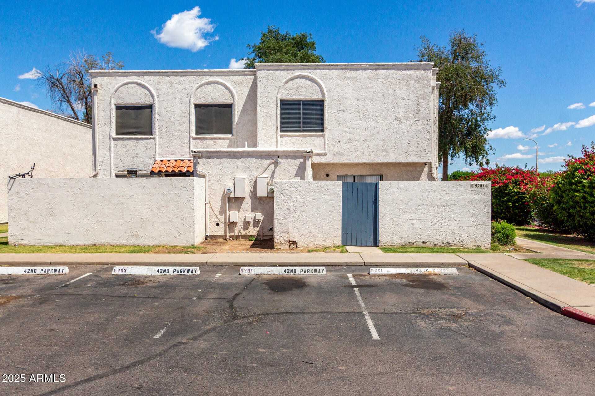 Photos of 5201 N 42nd Pkwy Phoenix AZ 85019