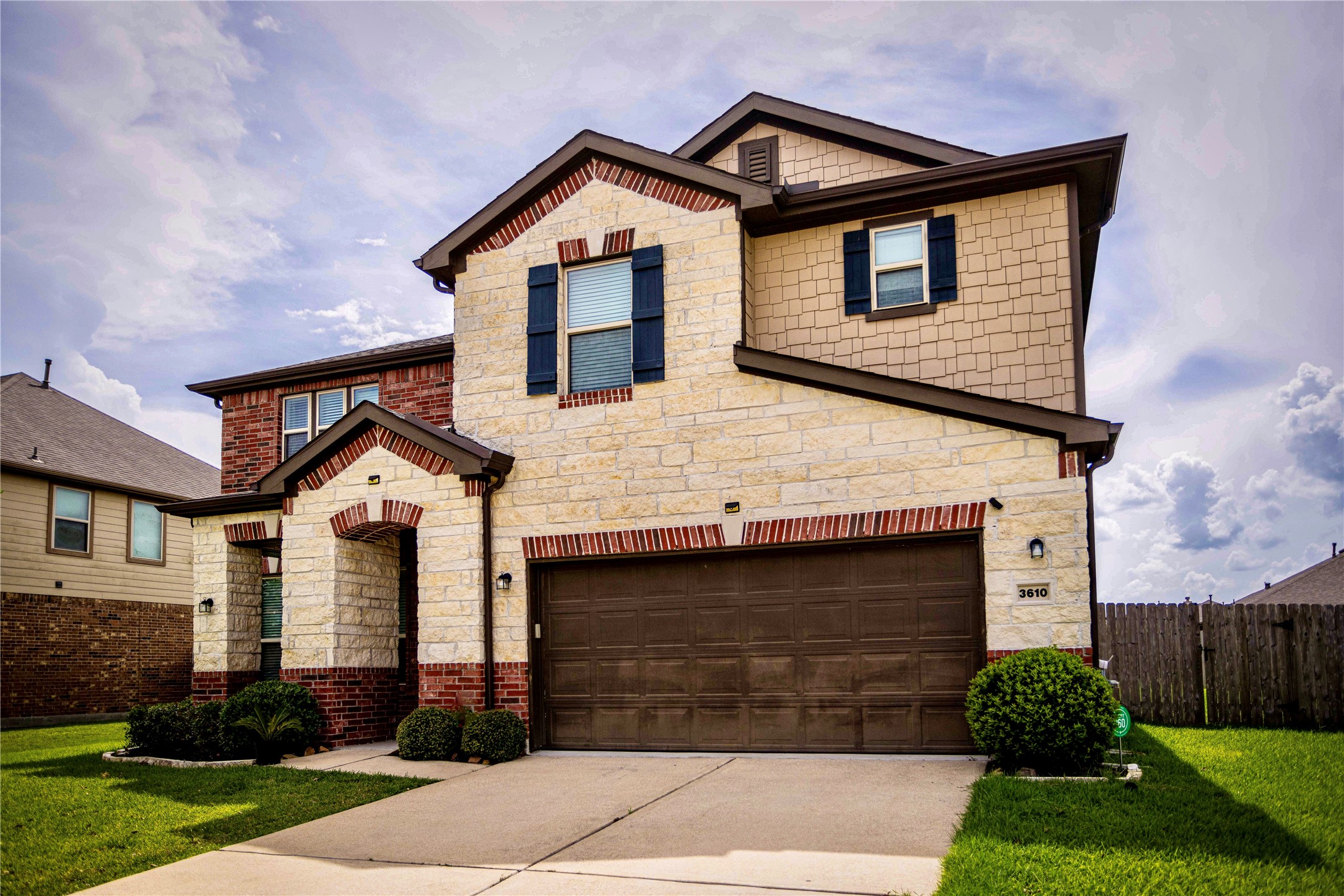 Photos of 3610 Banbury Ln Pearland TX 77584