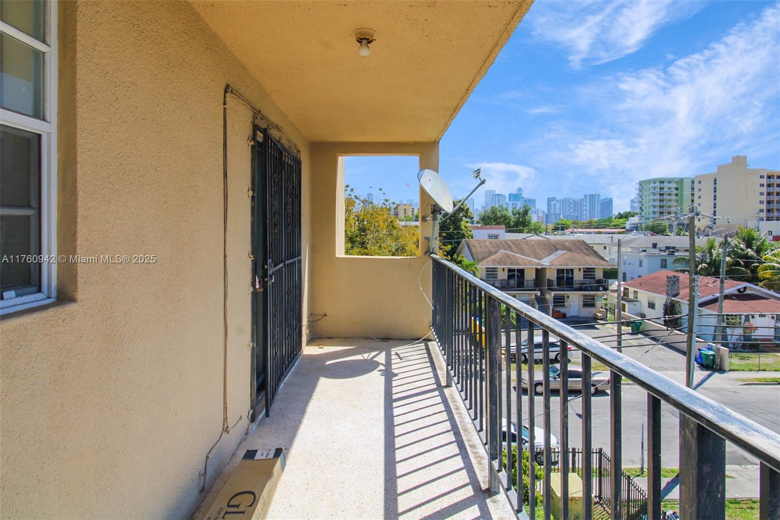Photos of 1312 NW 4th St Apt 402 Miami FL 33125