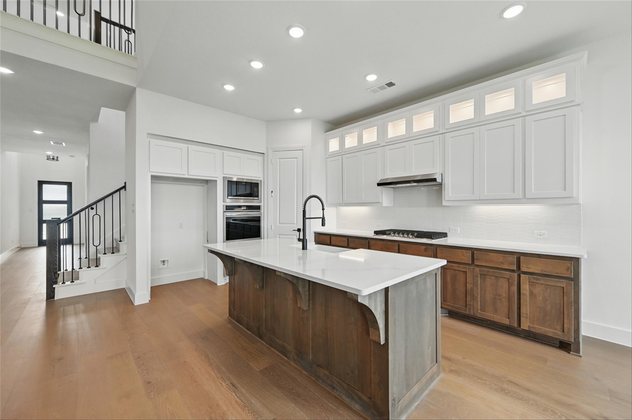 Photos of 2418 PLUMERIA LN CELINA TX 75009