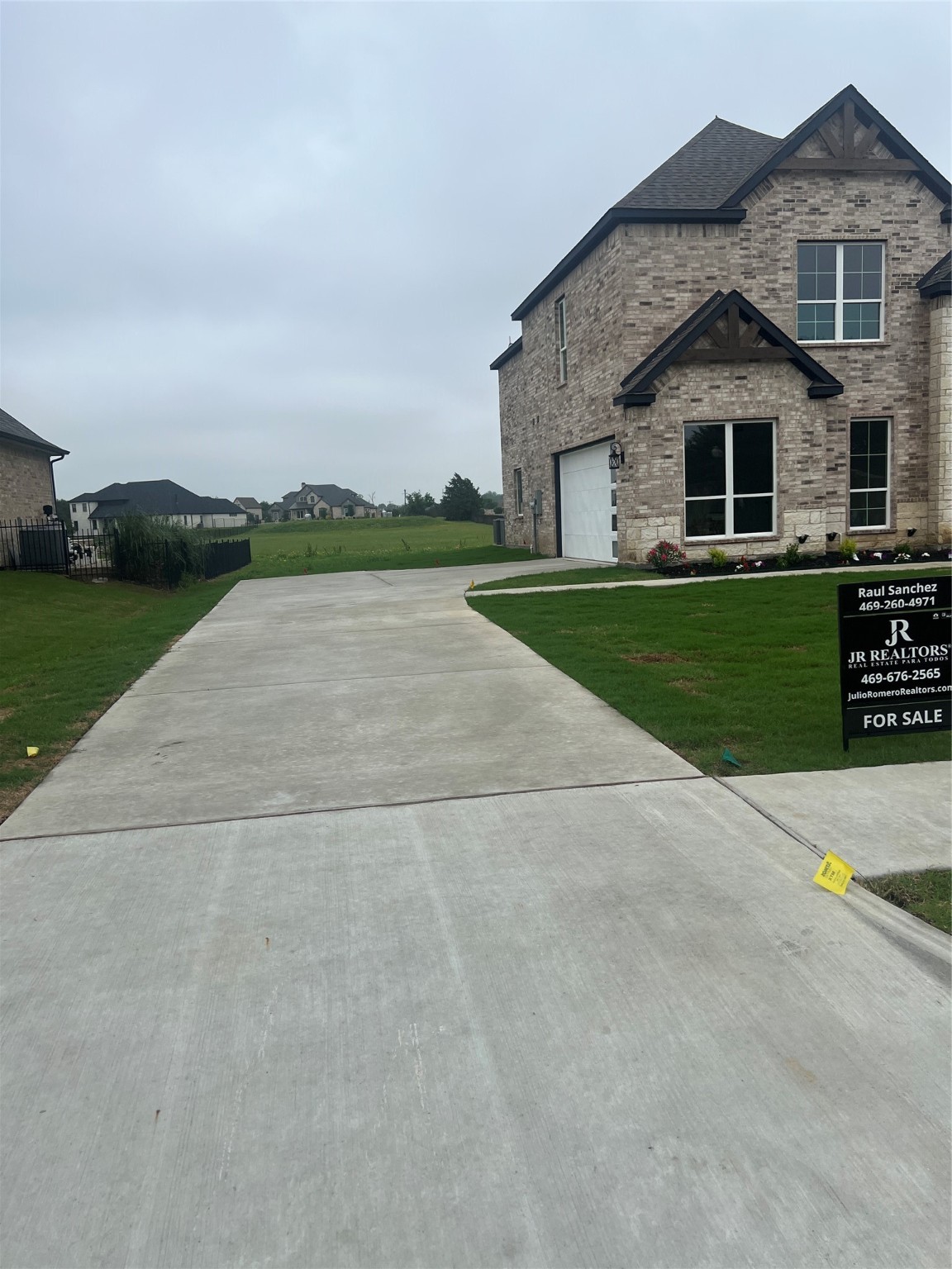 Photos of 2900 Terrytown Dr Ennis TX 75119