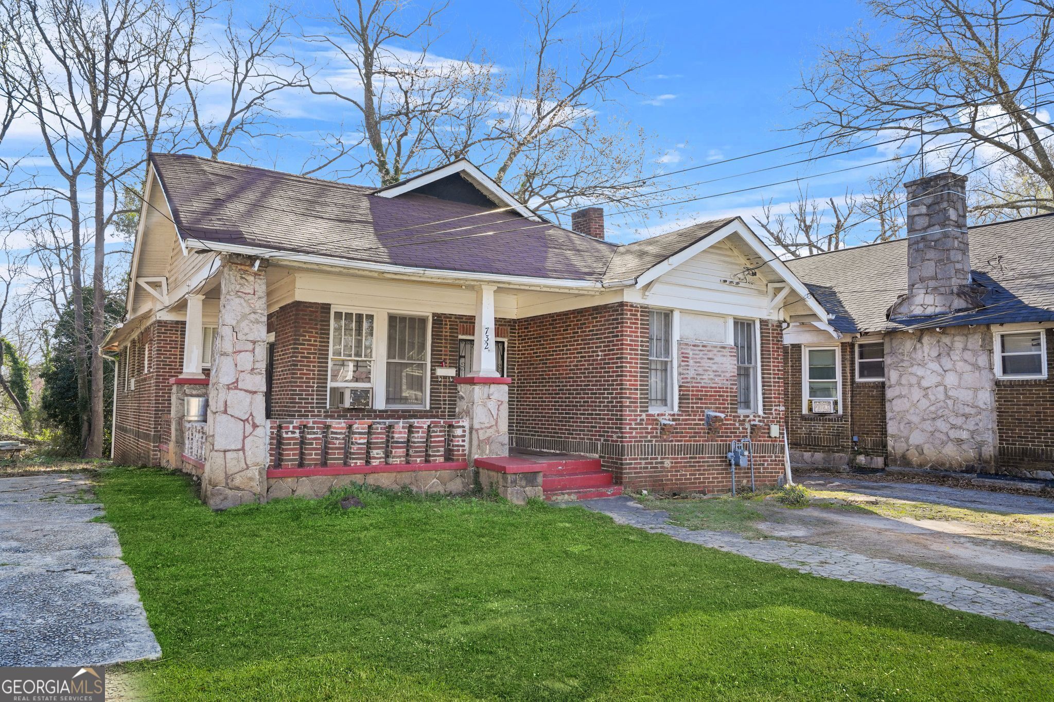 Photos of 732 Cascade Ave SW Atlanta GA 30310