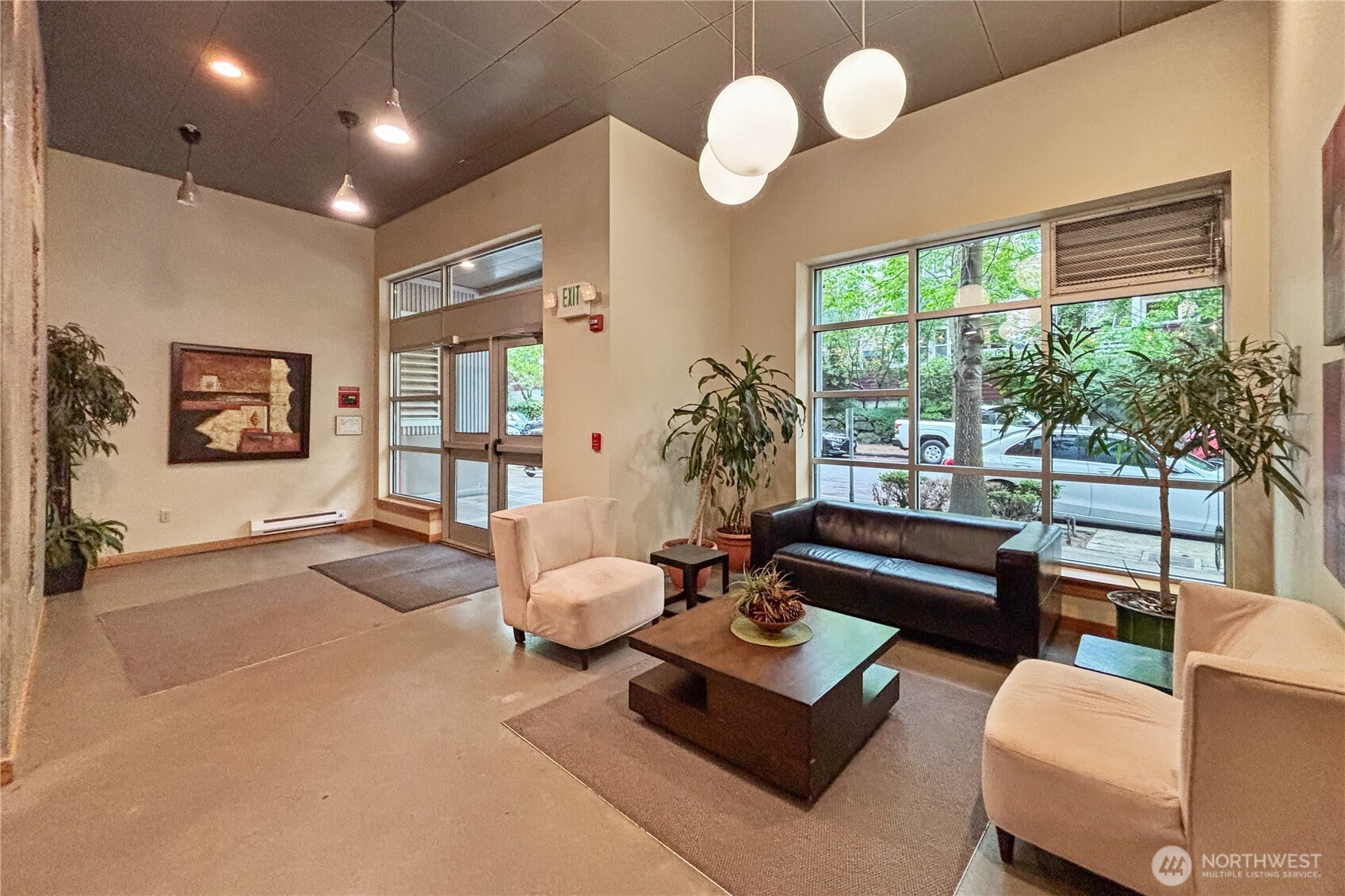 Photos of 827 Hiawatha Pl S Apt 308 Seattle WA 98144