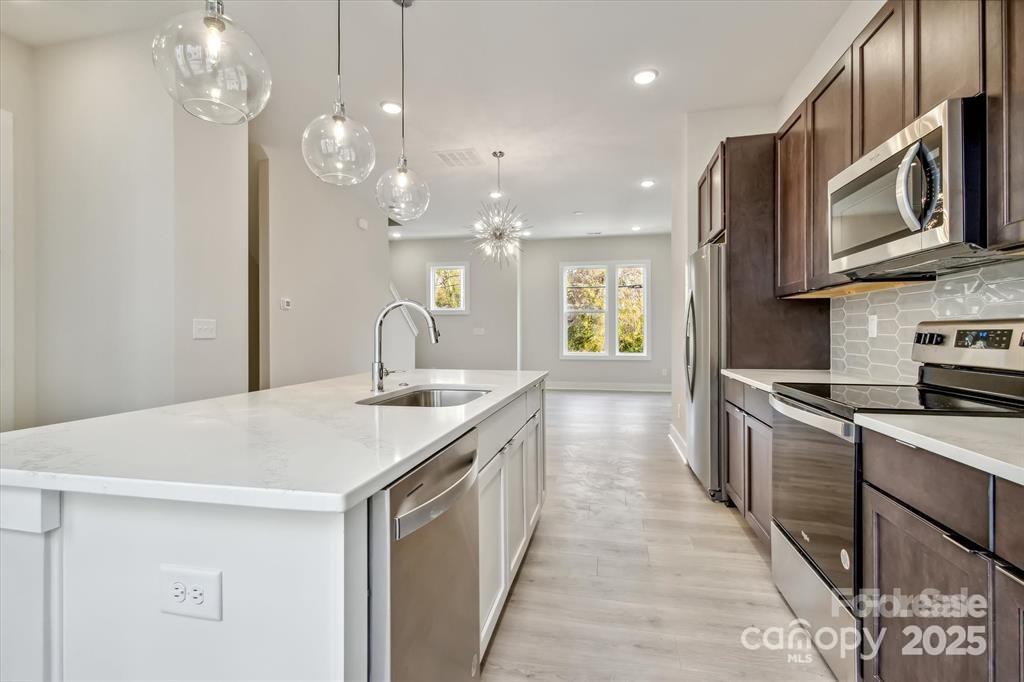 Photos of 842 Van Every St Charlotte NC 28205