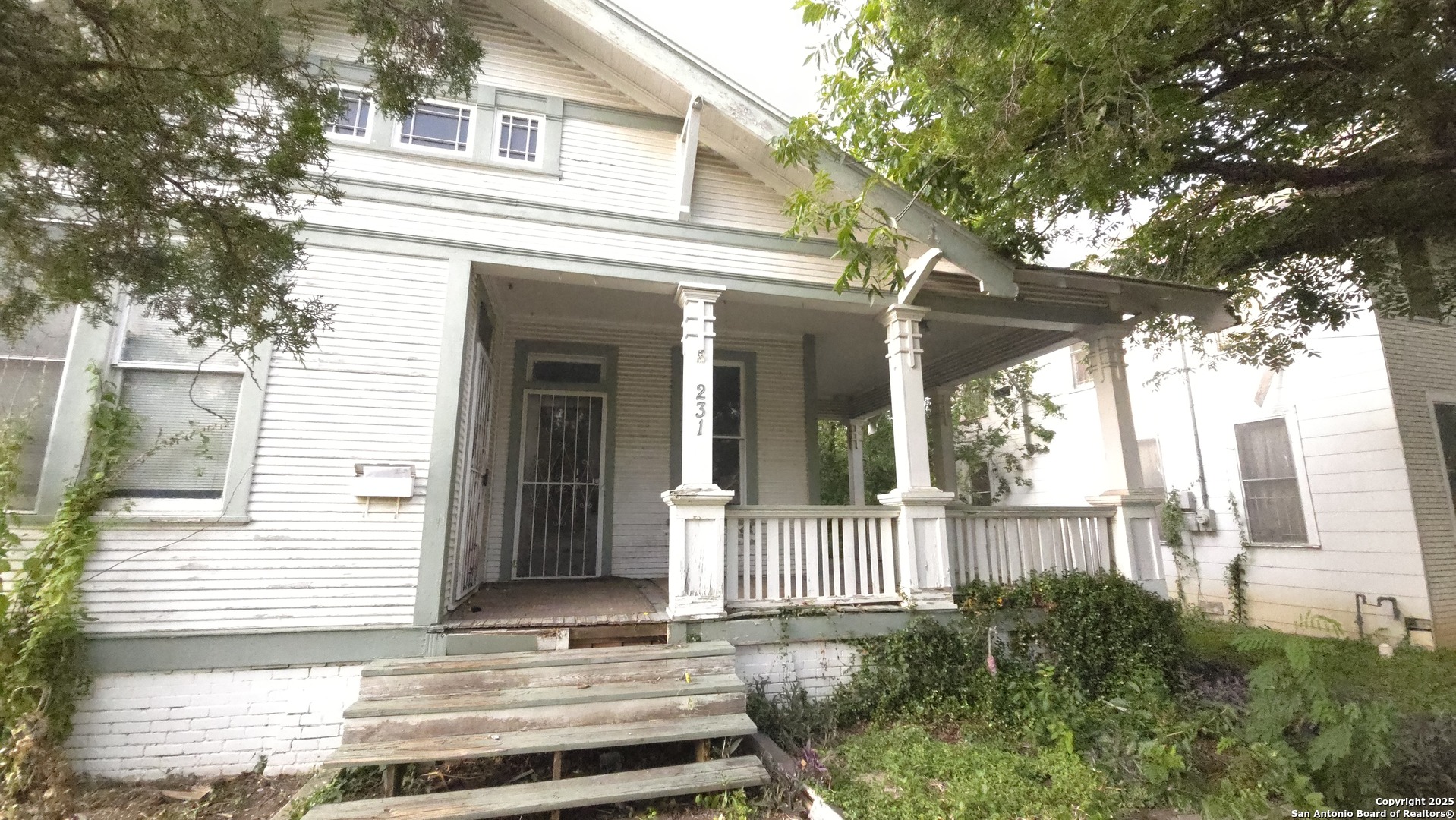Photos of 231 Wilkens Ave San Antonio TX 78210