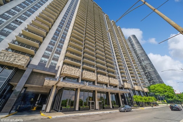 Photos of 400 E Randolph St Apt 2622 Chicago IL 60601