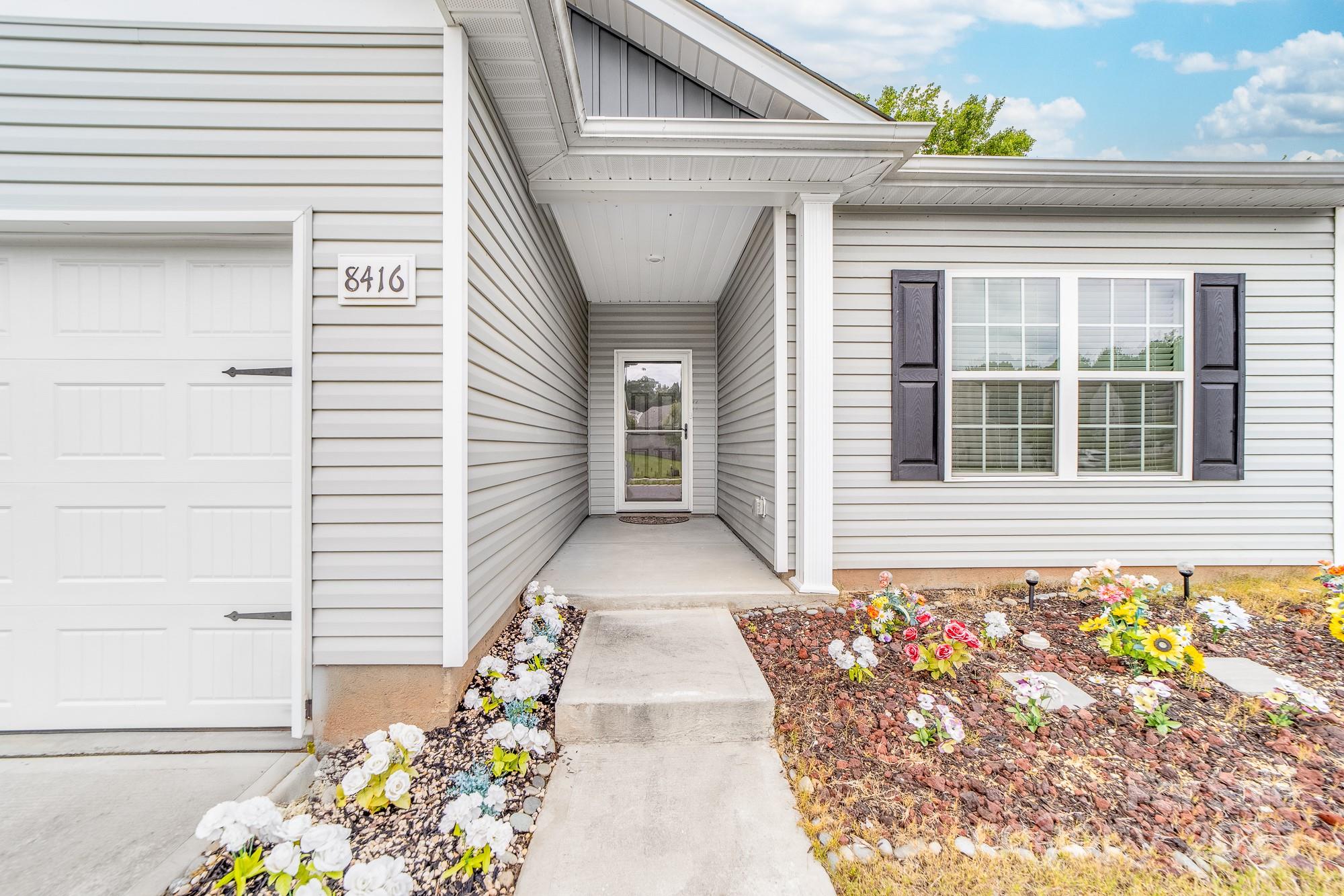 Photos of 8416 Highgate Dr Charlotte NC 28215