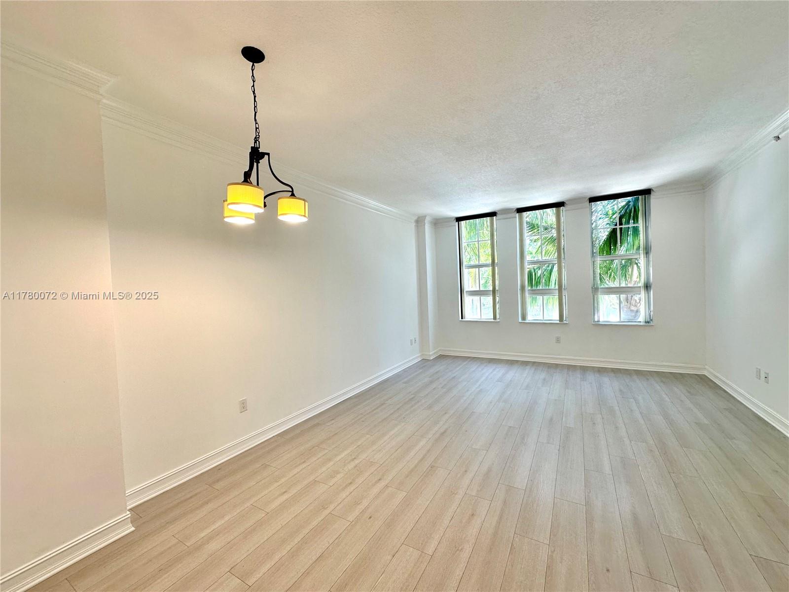 Photos of 3001 NE 185th St Apt 336 Aventura FL 33180